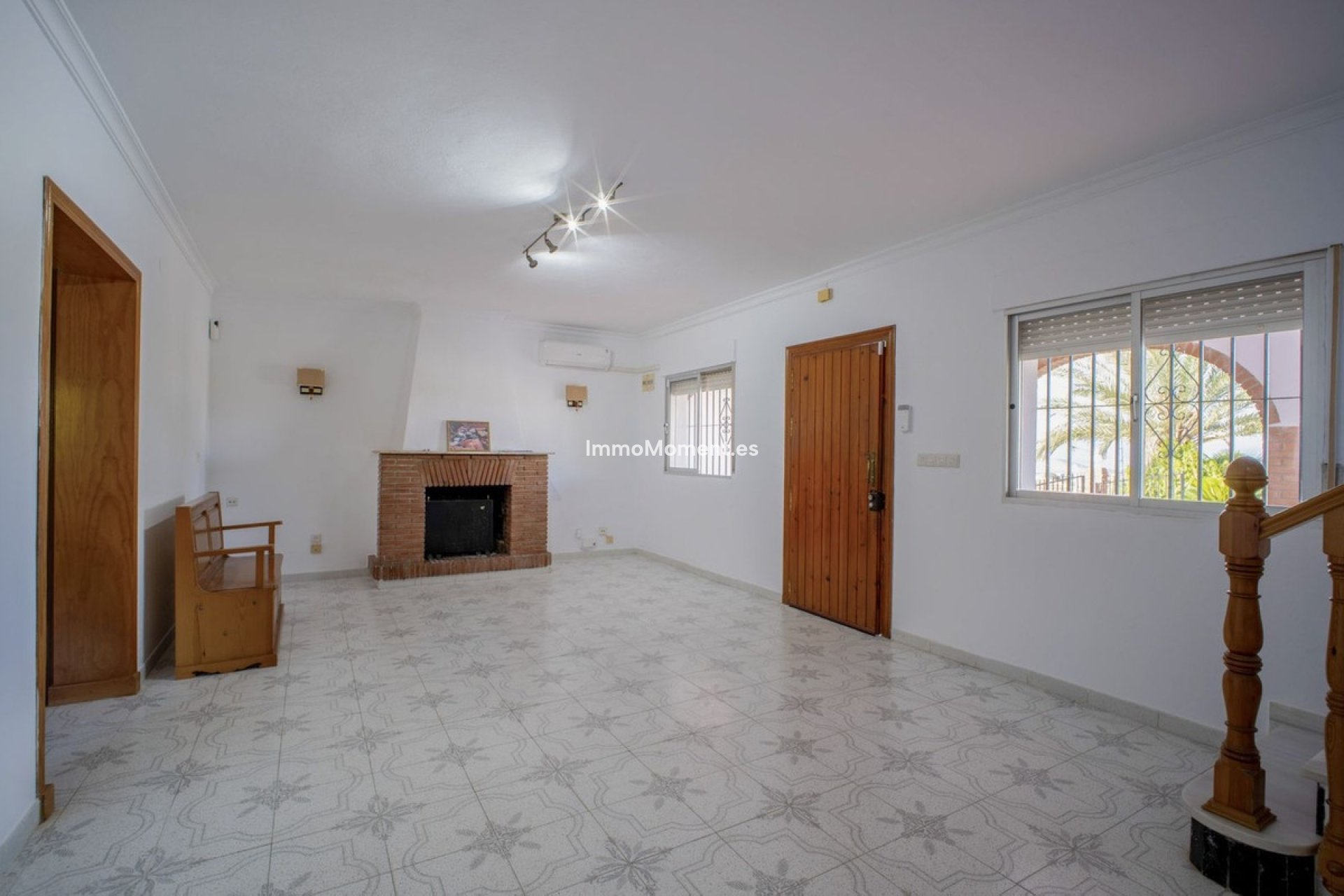 Resale - Country house - Inland  - Alhaurín el Grande Centro