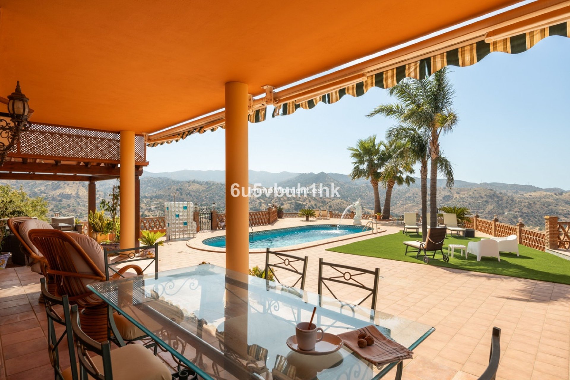 Resale - Country house - Inland  - Almogía