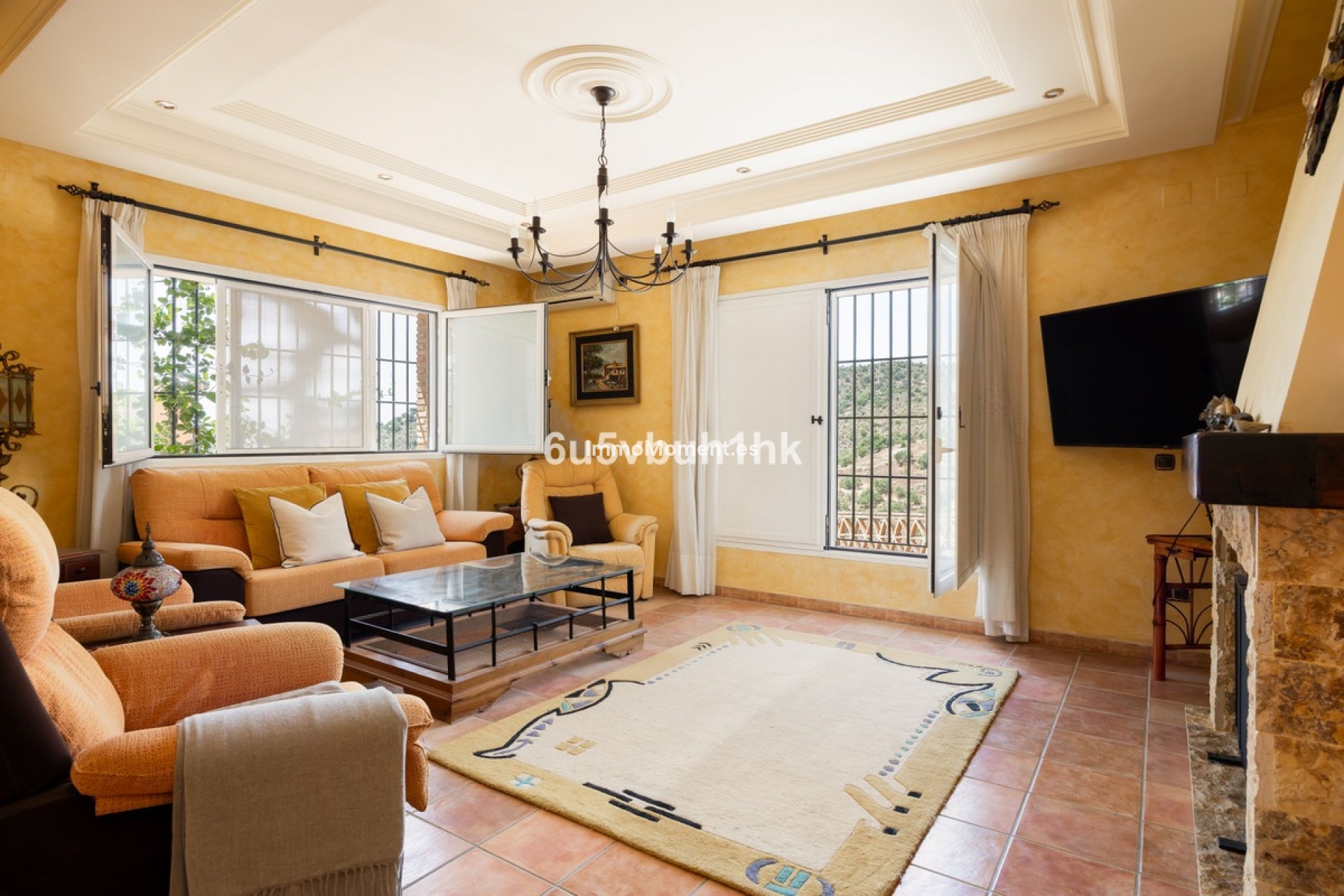 Resale - Country house - Inland  - Almogía