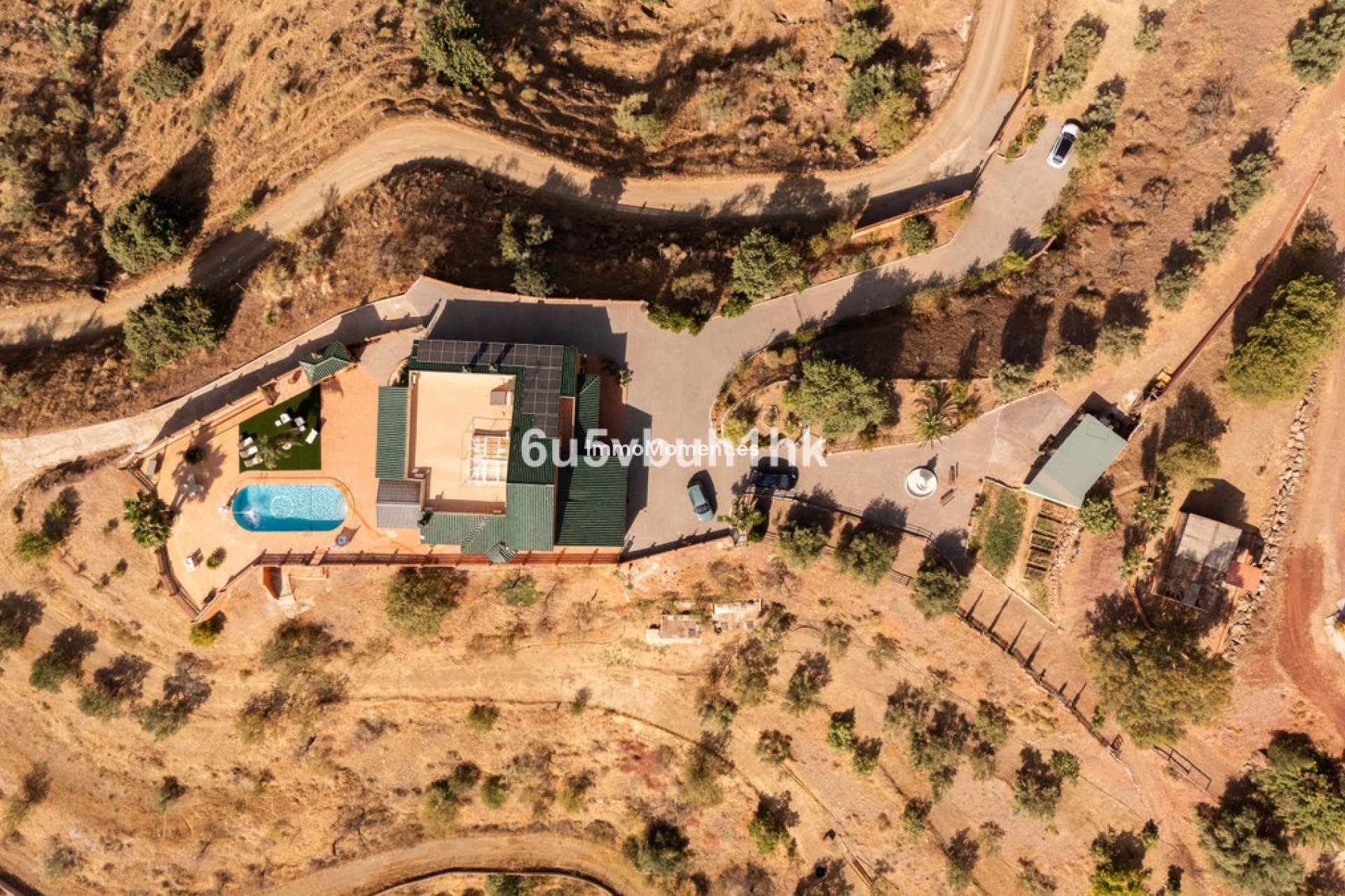 Resale - Country house - Inland  - Almogía