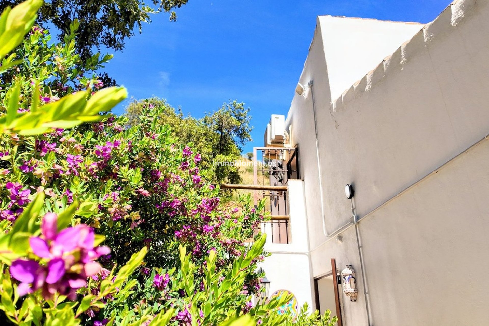 Resale - Country house - Inland  - Almogía