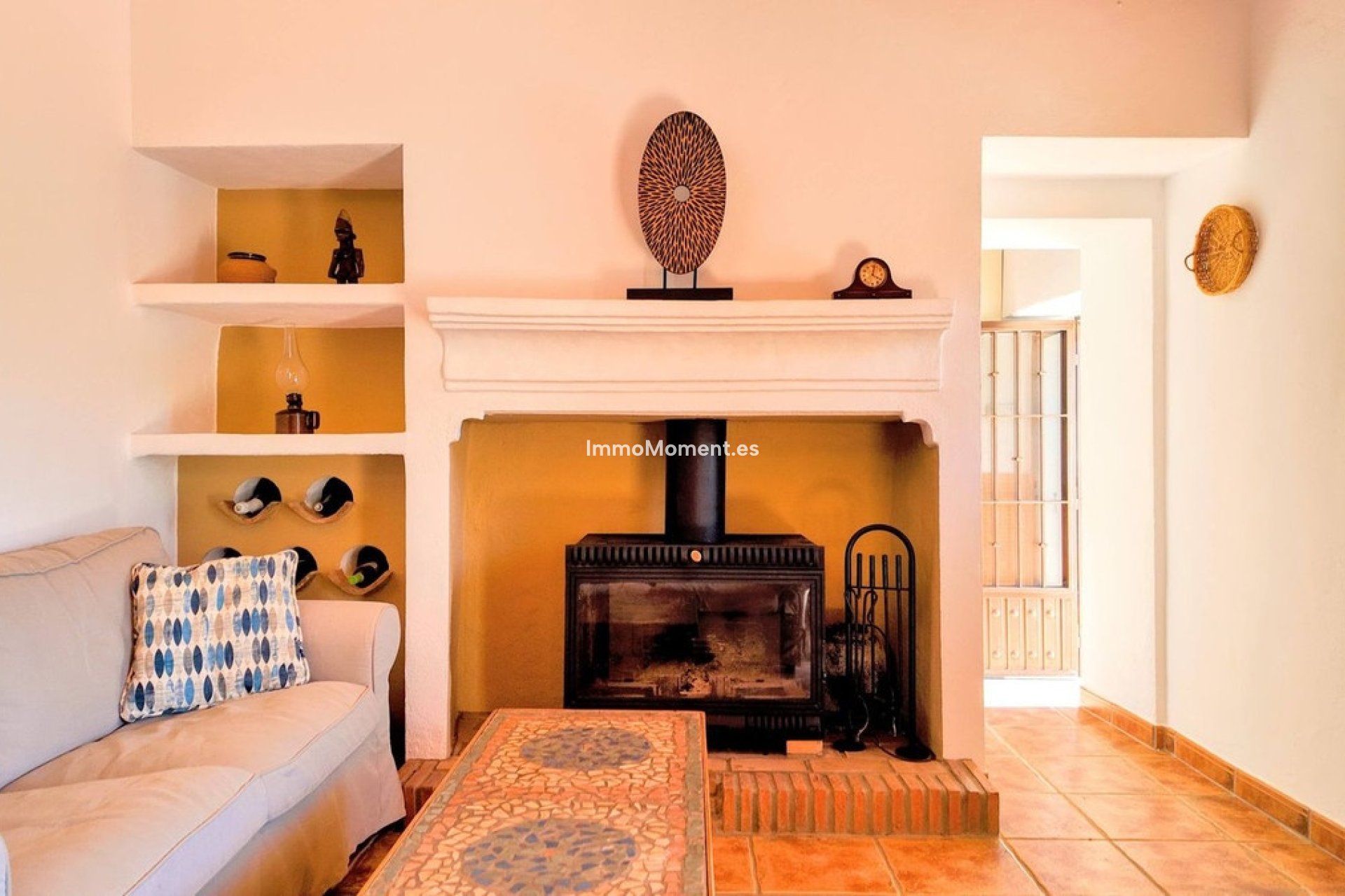 Resale - Country house - Inland  - Almogía