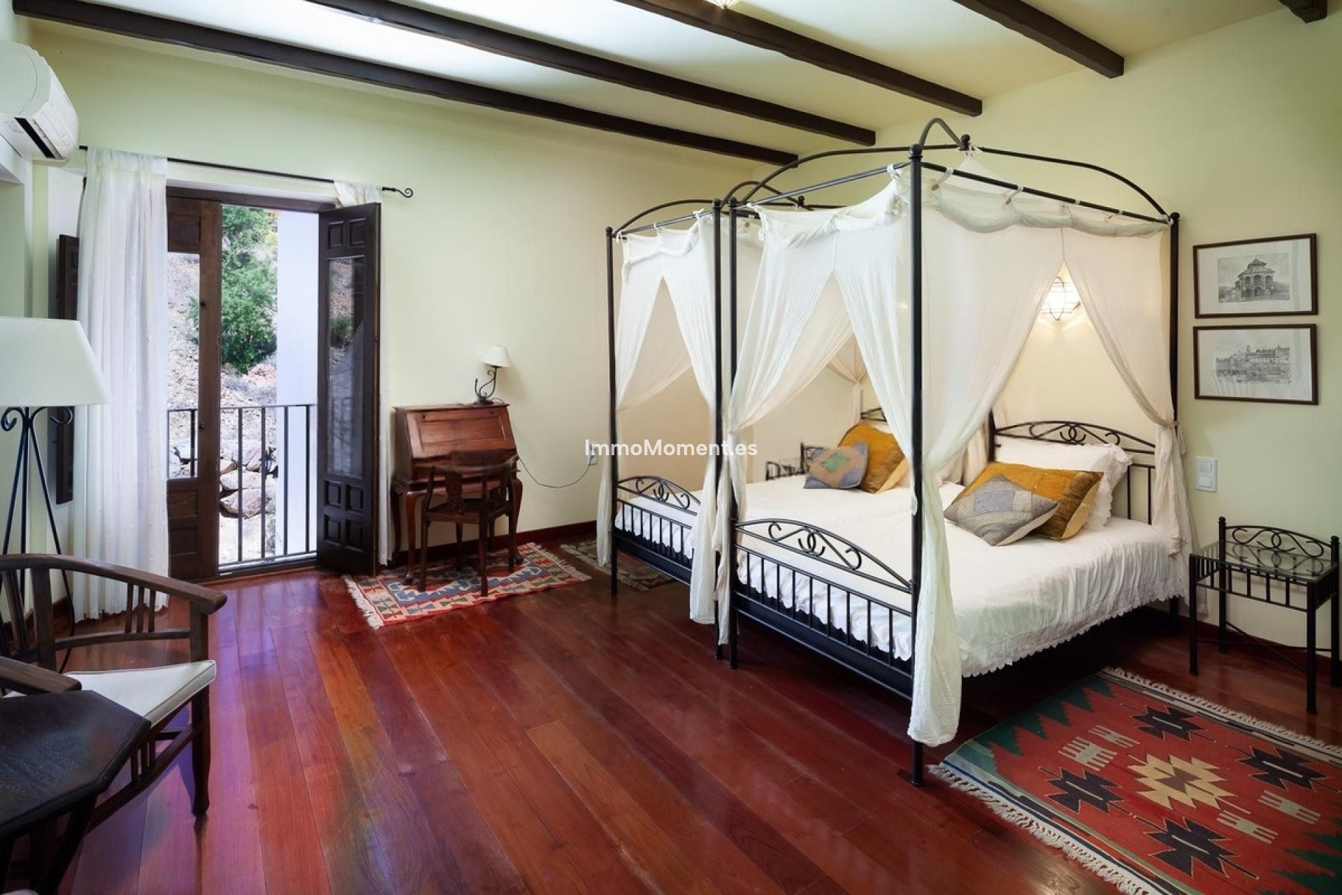 Resale - Country house - Inland  - Almogía