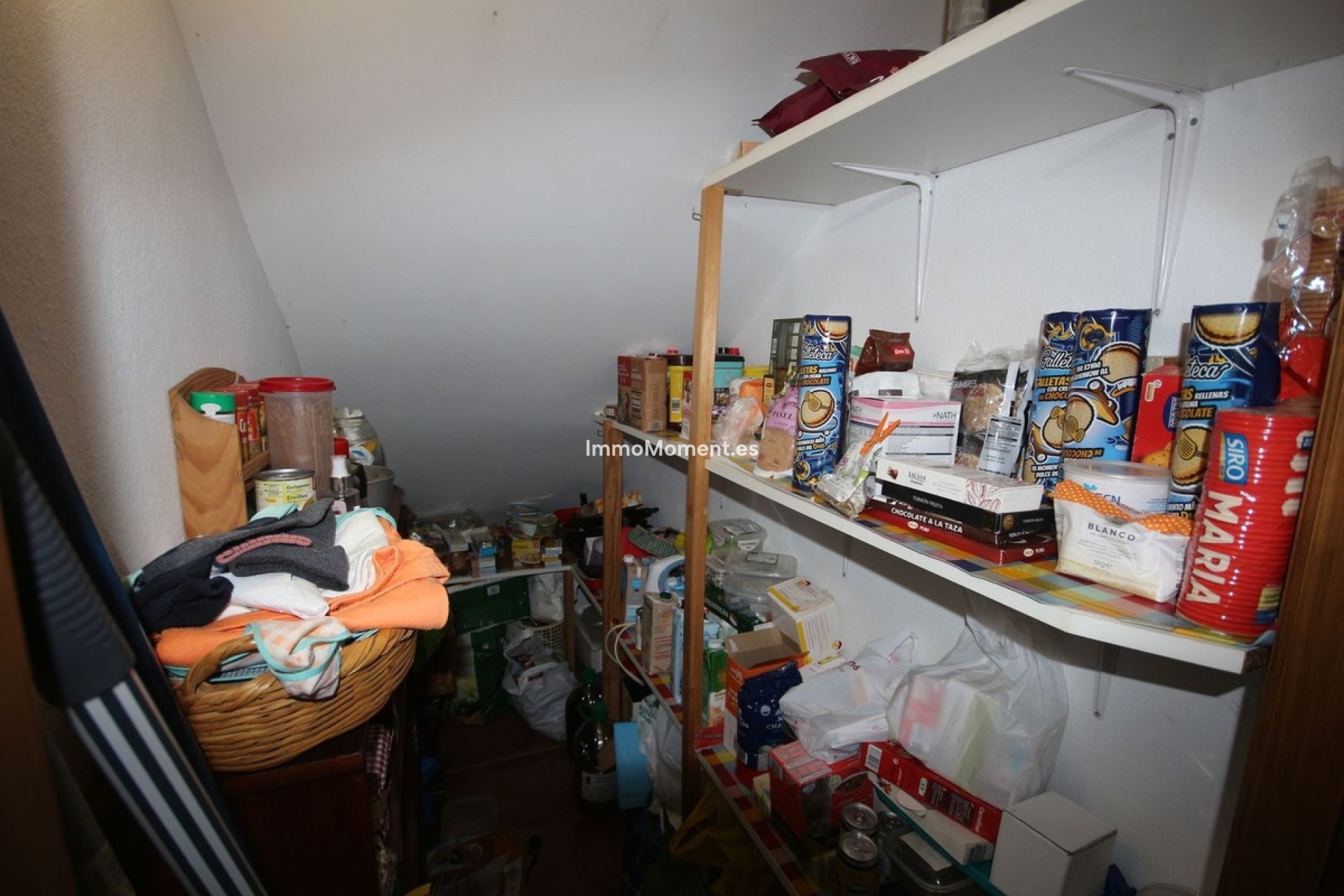 Resale - Country house - Inland  - Almogía