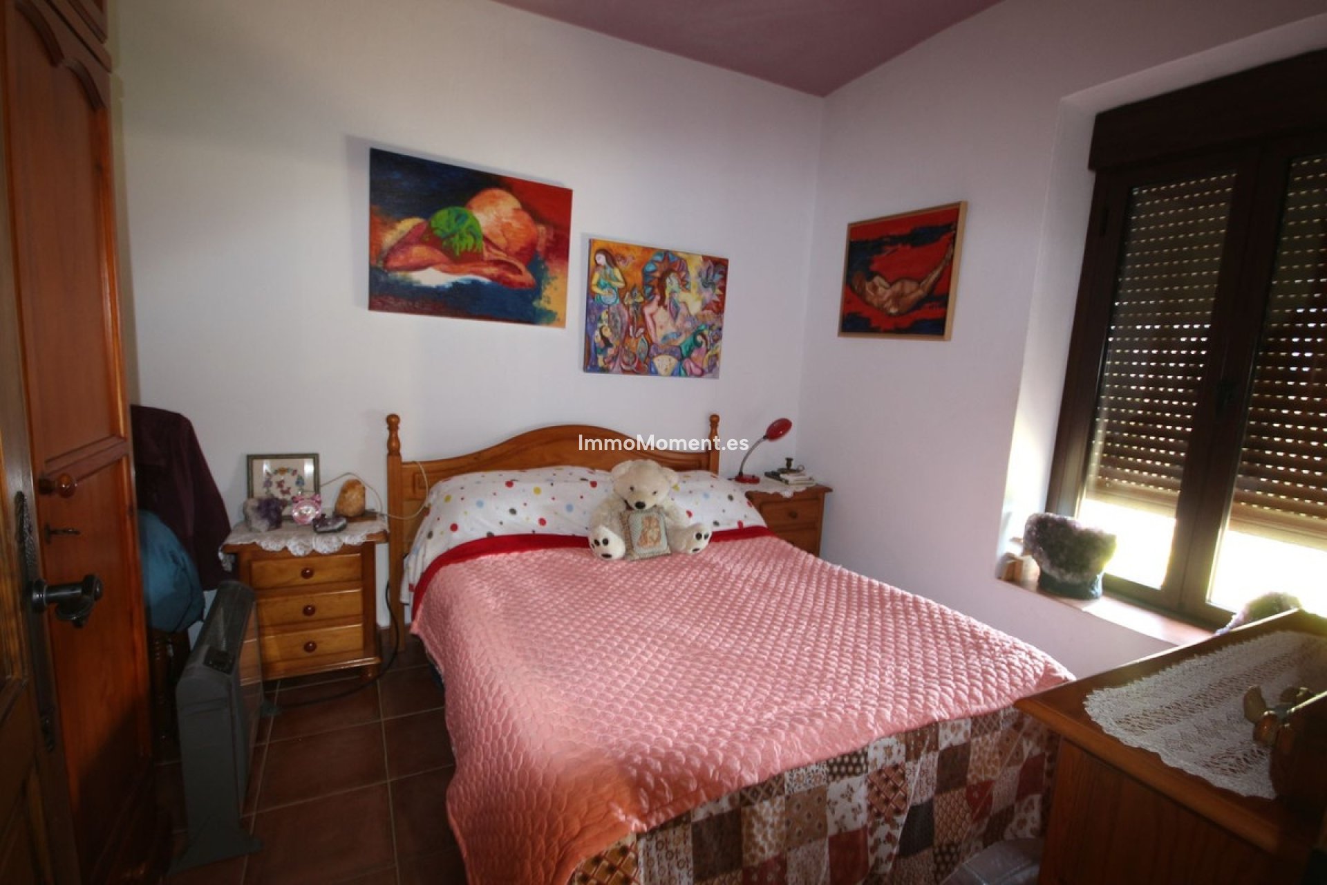 Resale - Country house - Inland  - Almogía