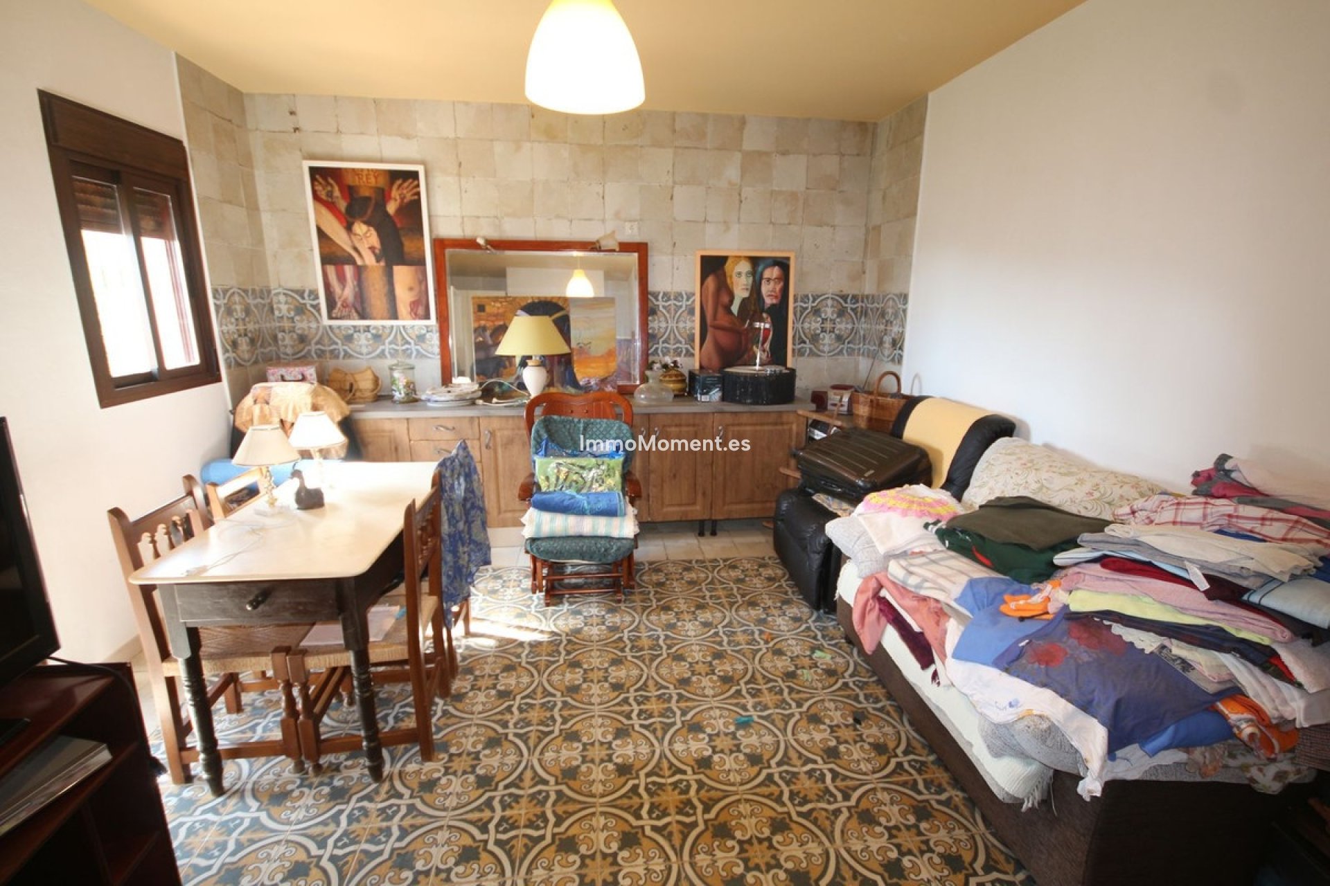 Resale - Country house - Inland  - Almogía