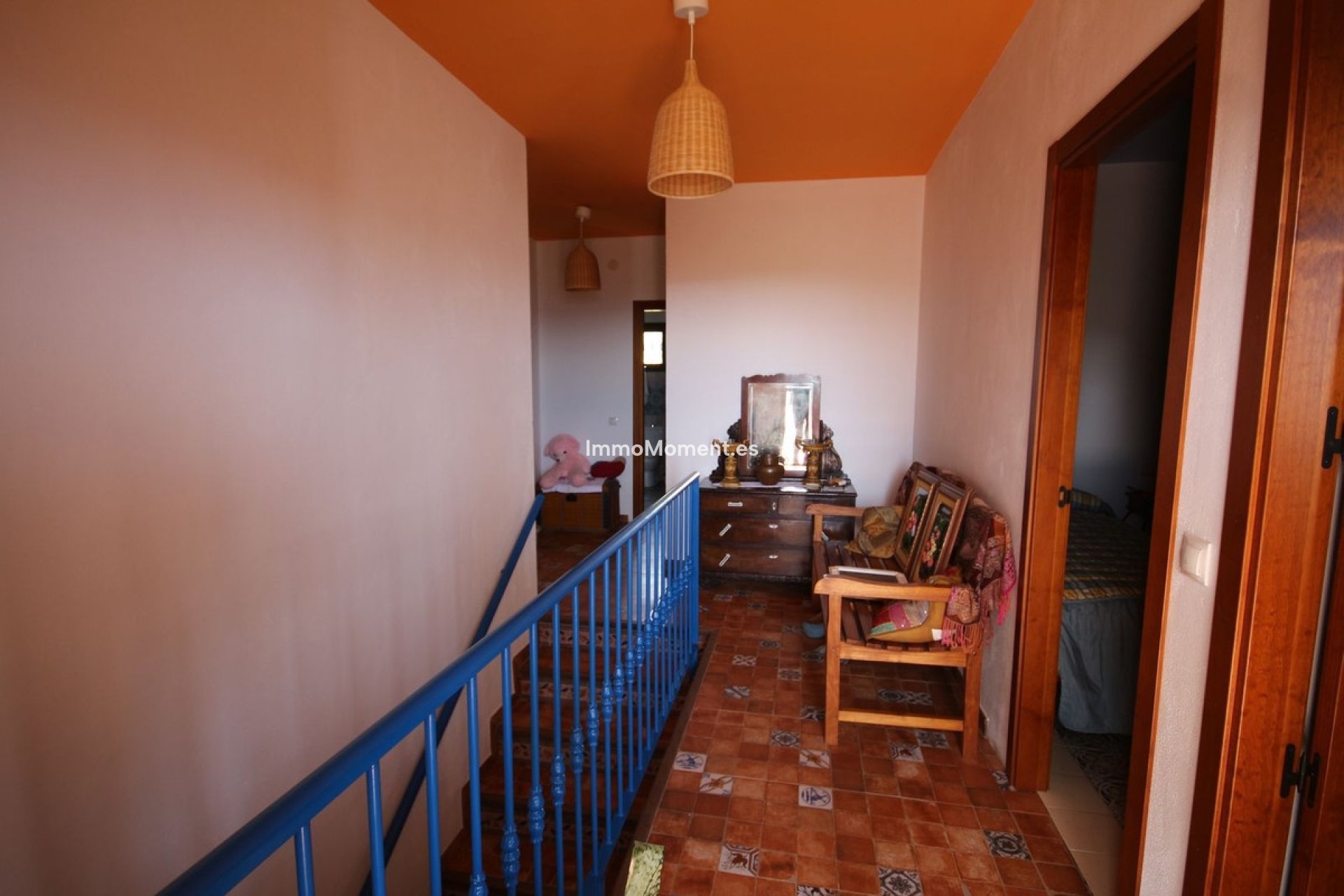Resale - Country house - Inland  - Almogía