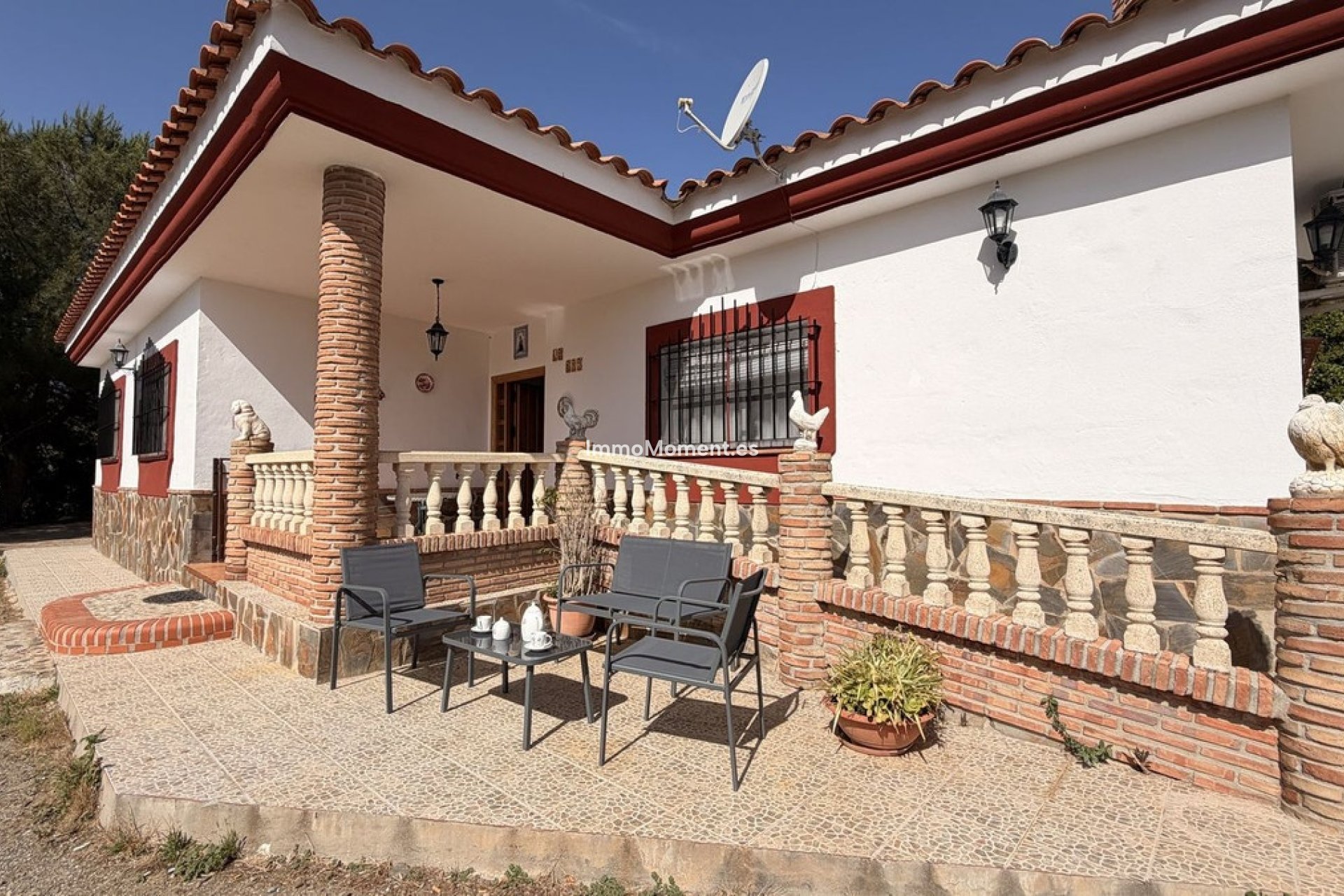 Resale - Country house - Inland  - Almogía