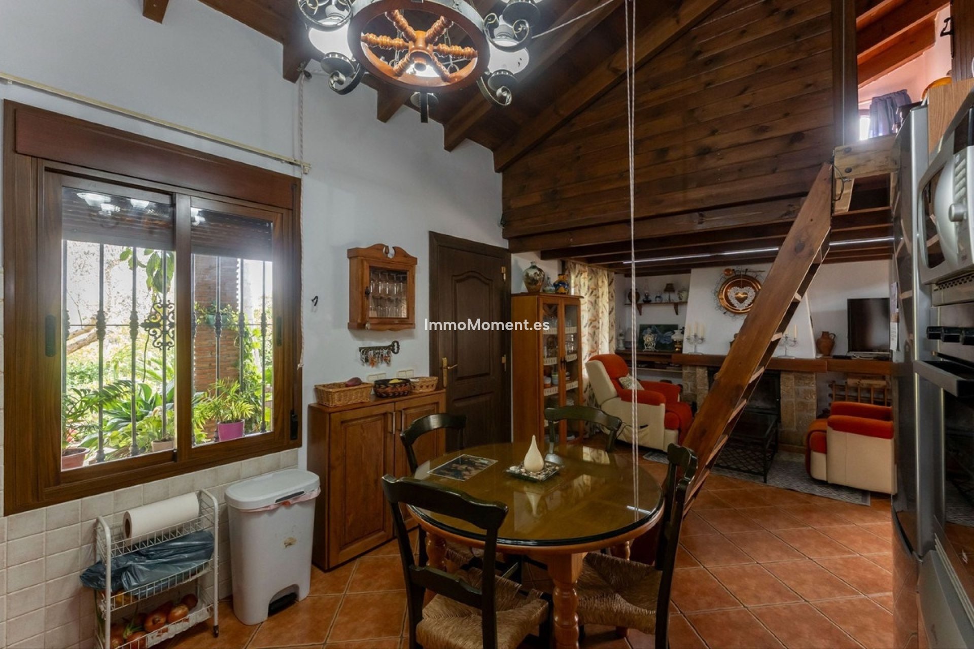 Resale - Country house - Inland  - Coín