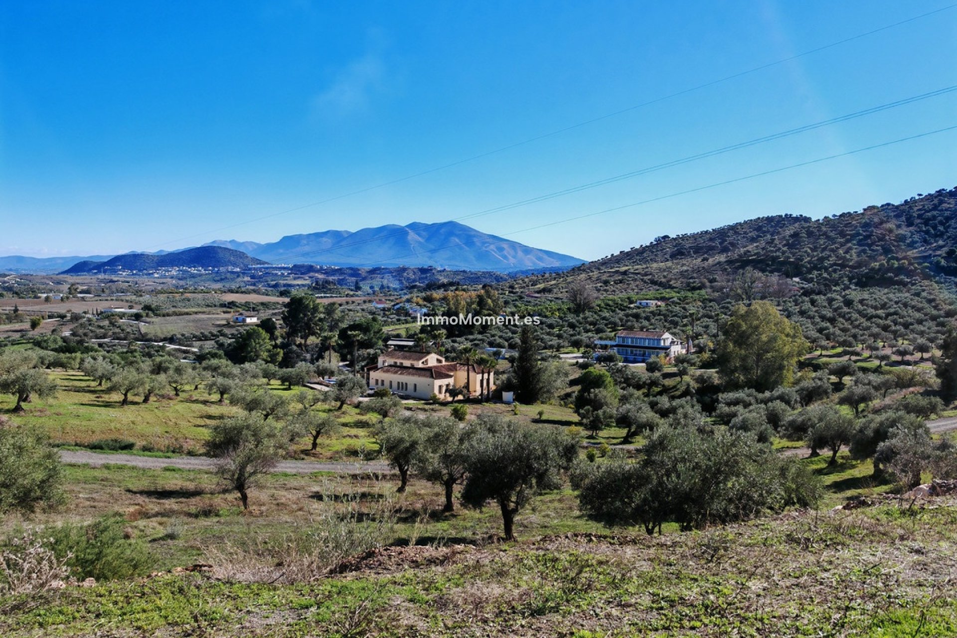 Resale - Country house - Inland  - Coín