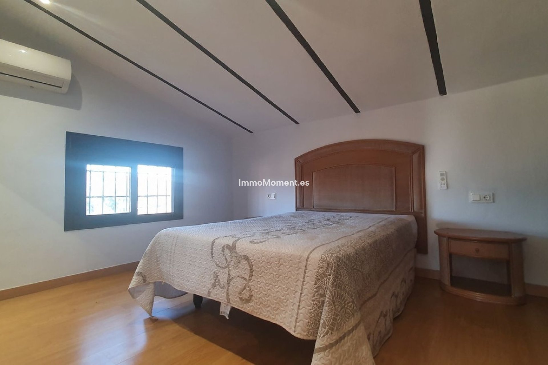 Resale - Country house - Inland  - Coín