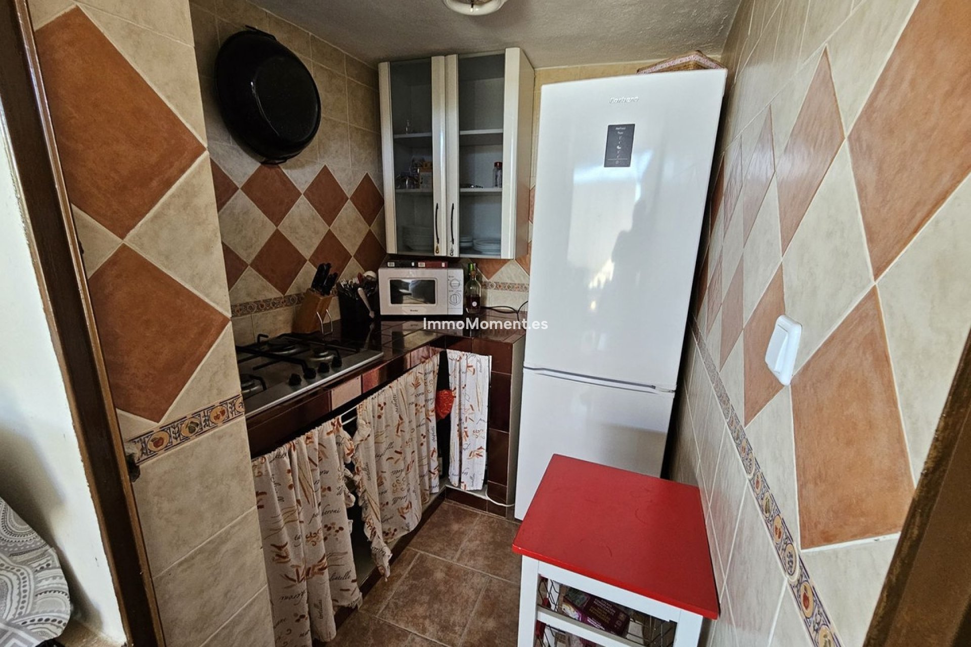 Resale - Country house - Inland  - Coín