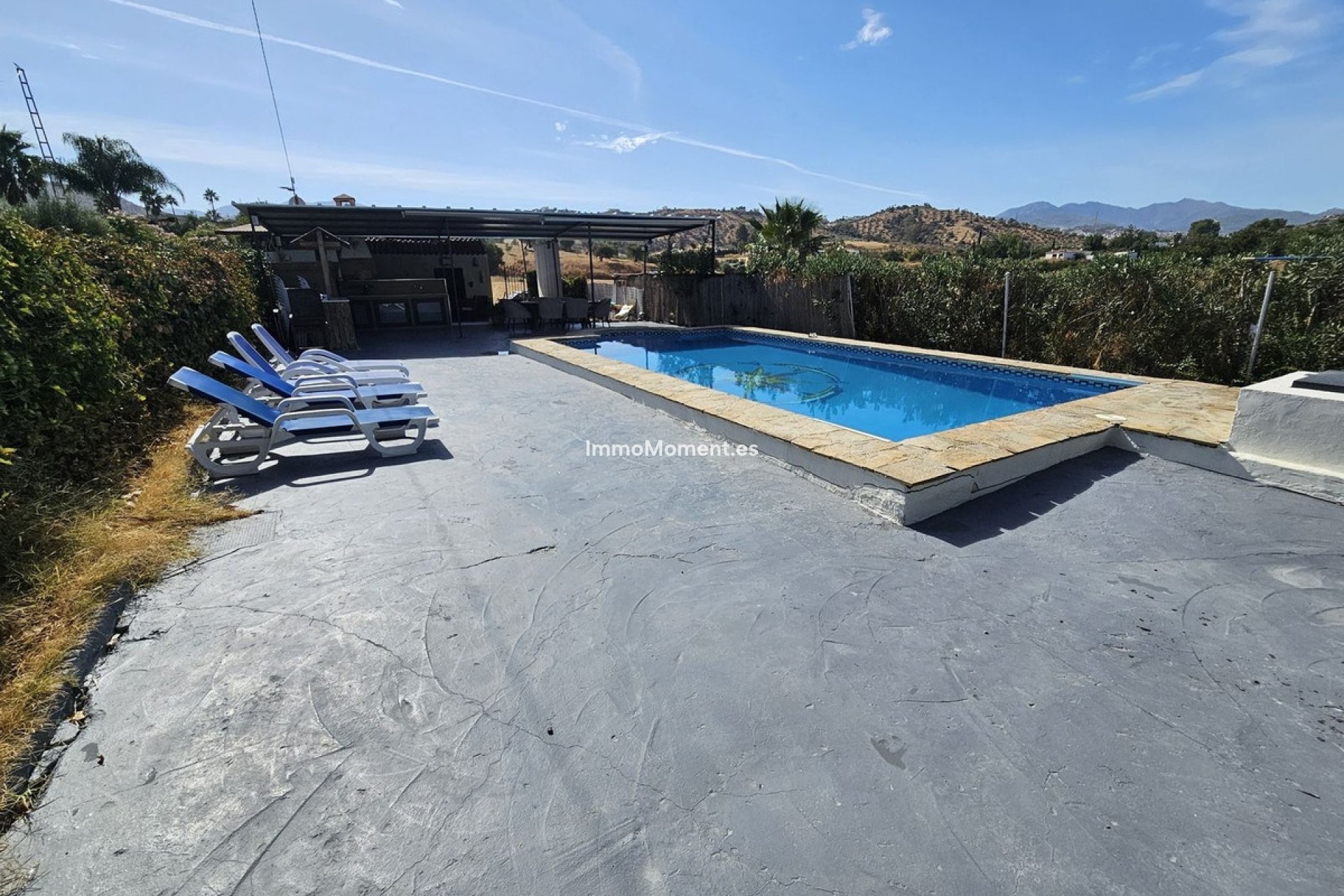 Resale - Country house - Inland  - Coín