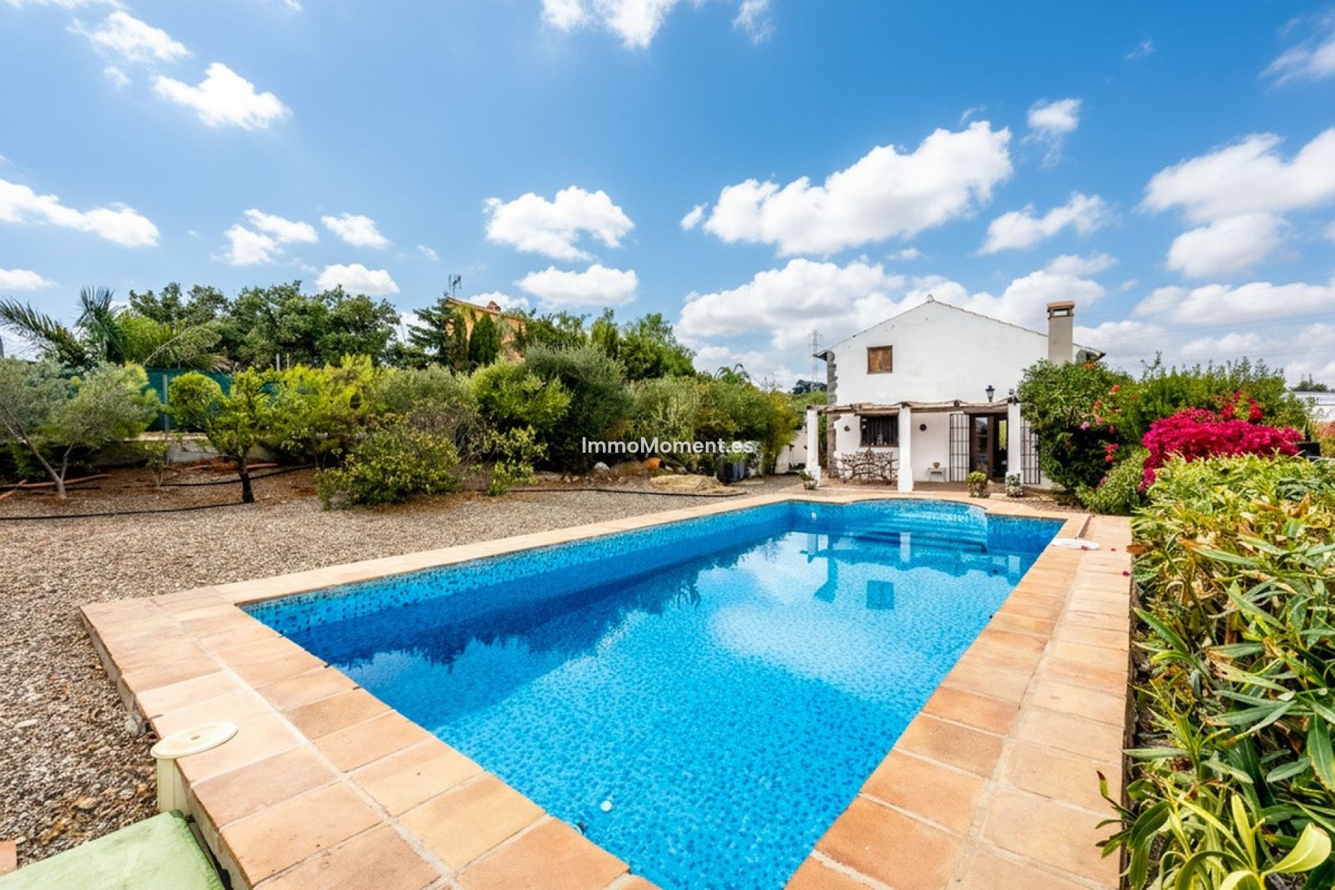 Resale - Country house - Inland  - Coín