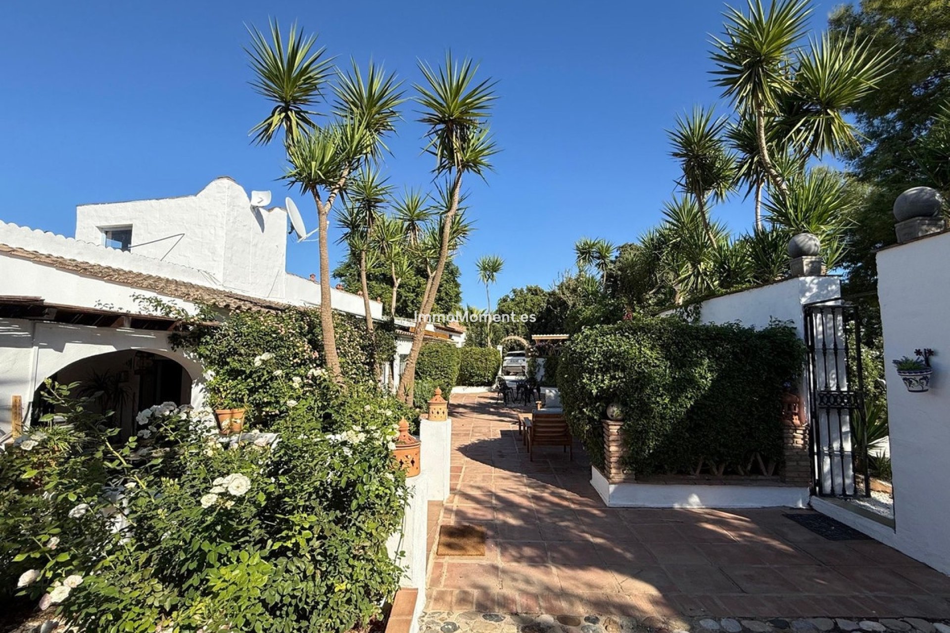 Resale - Country house - Inland  - Coín