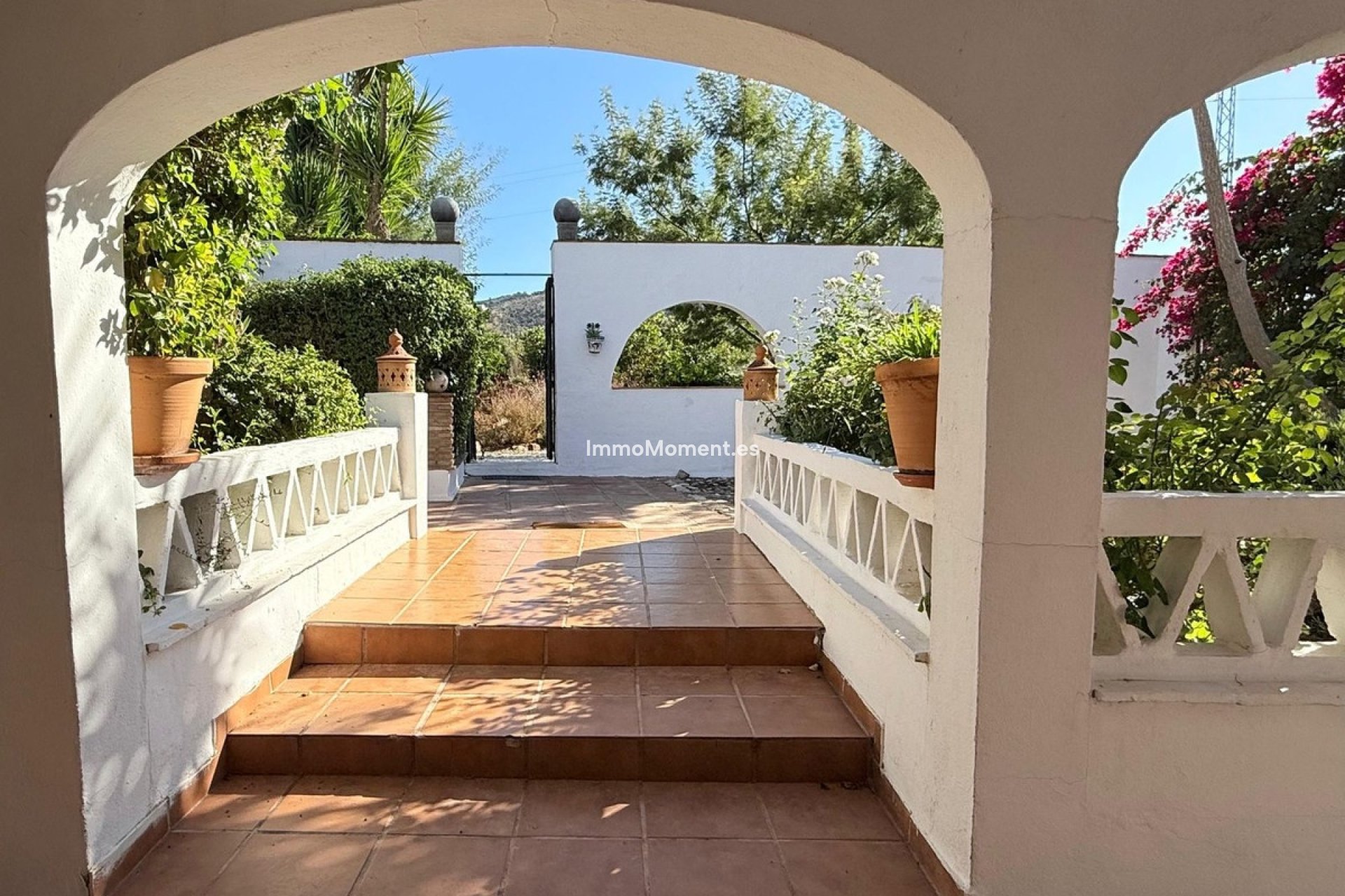 Resale - Country house - Inland  - Coín