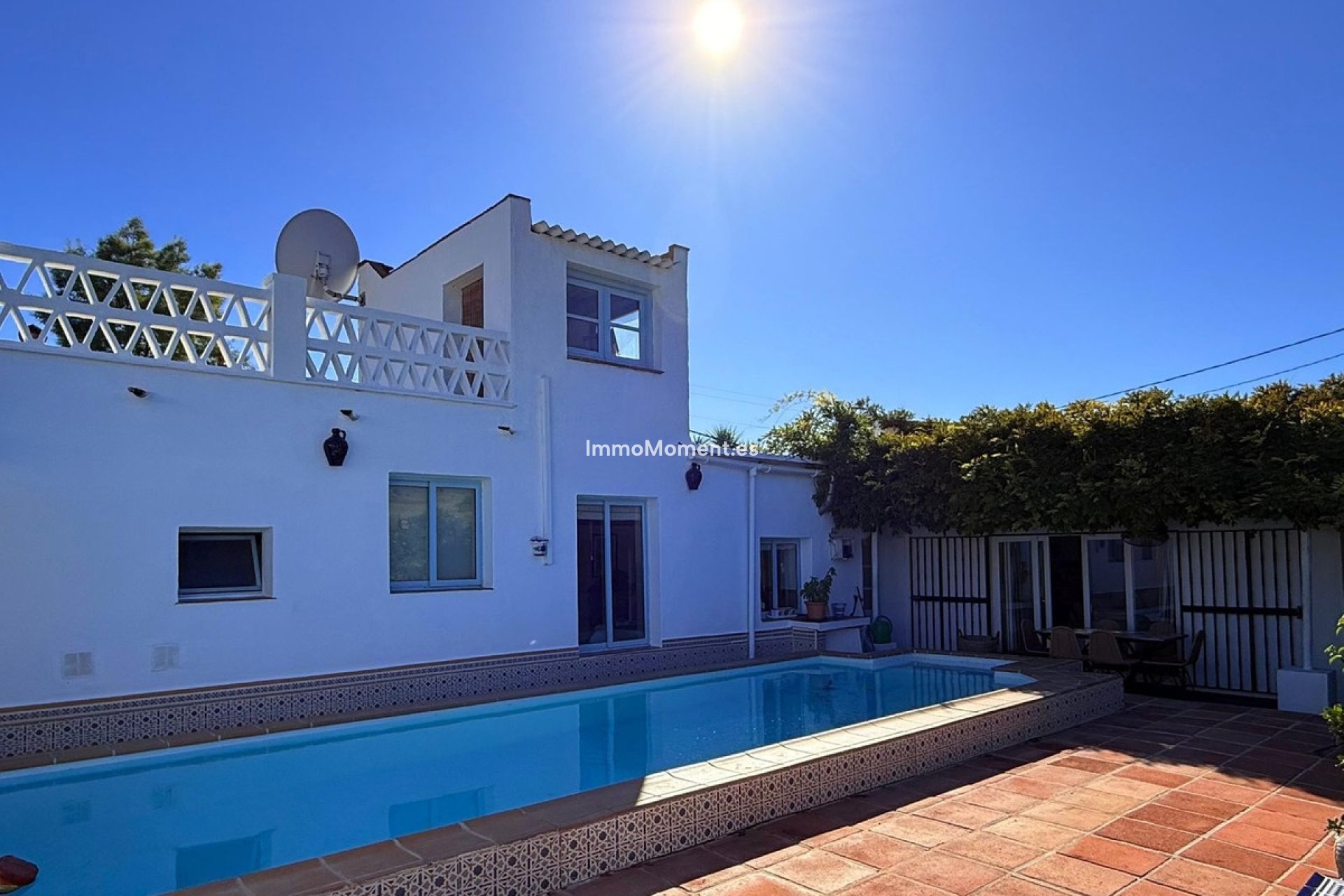 Resale - Country house - Inland  - Coín