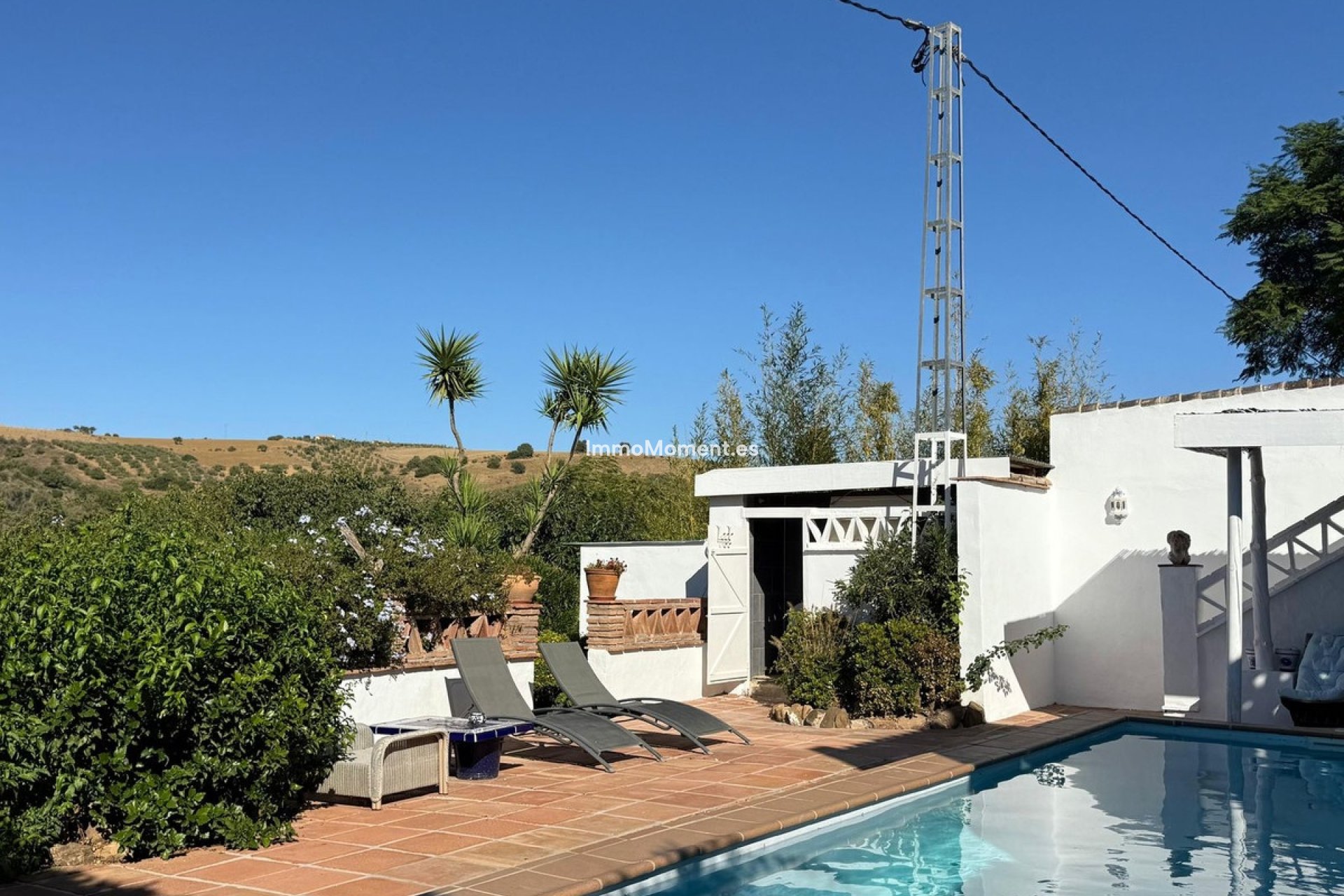 Resale - Country house - Inland  - Coín