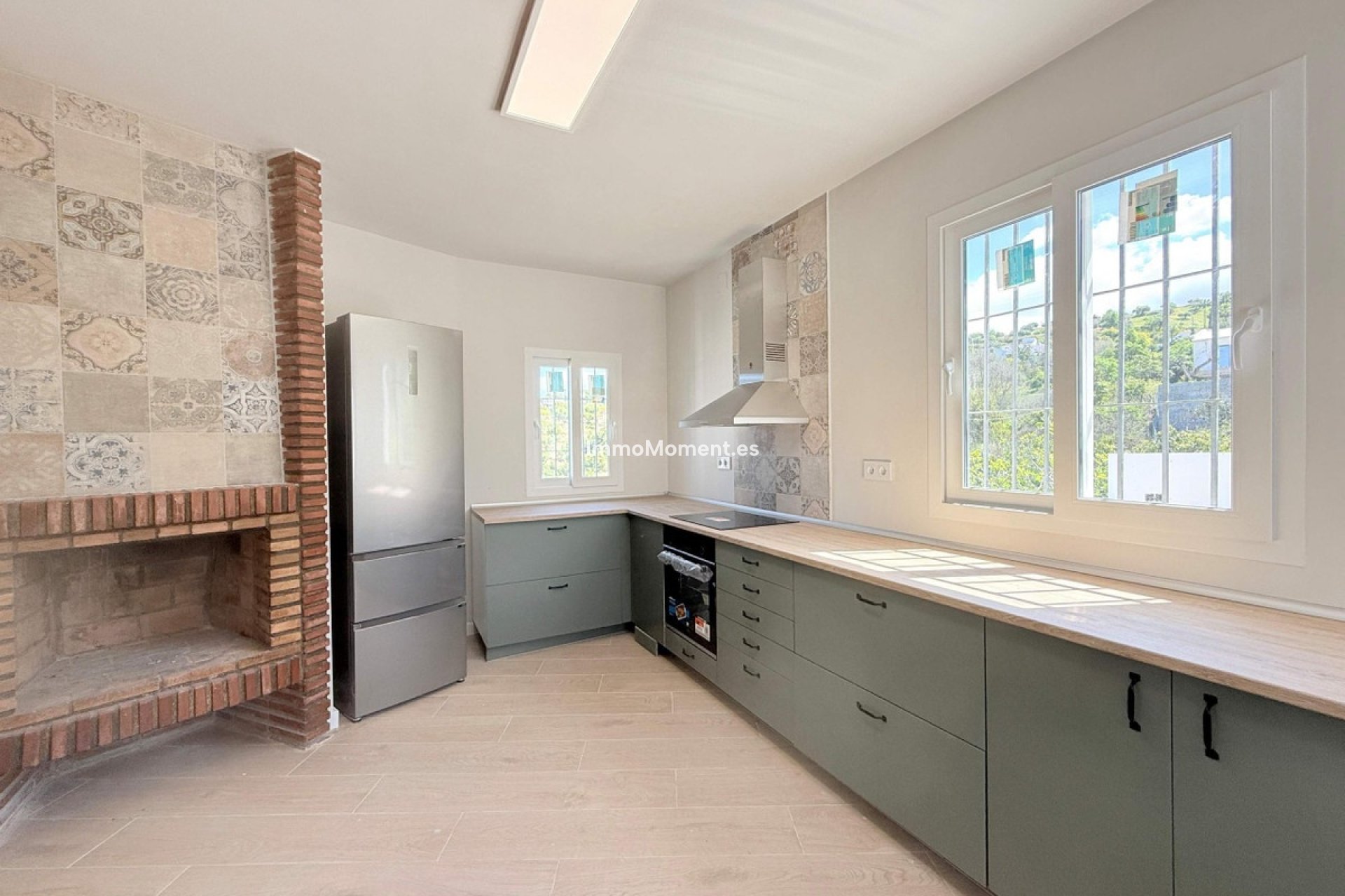 Resale - Country house - Inland  - Coín