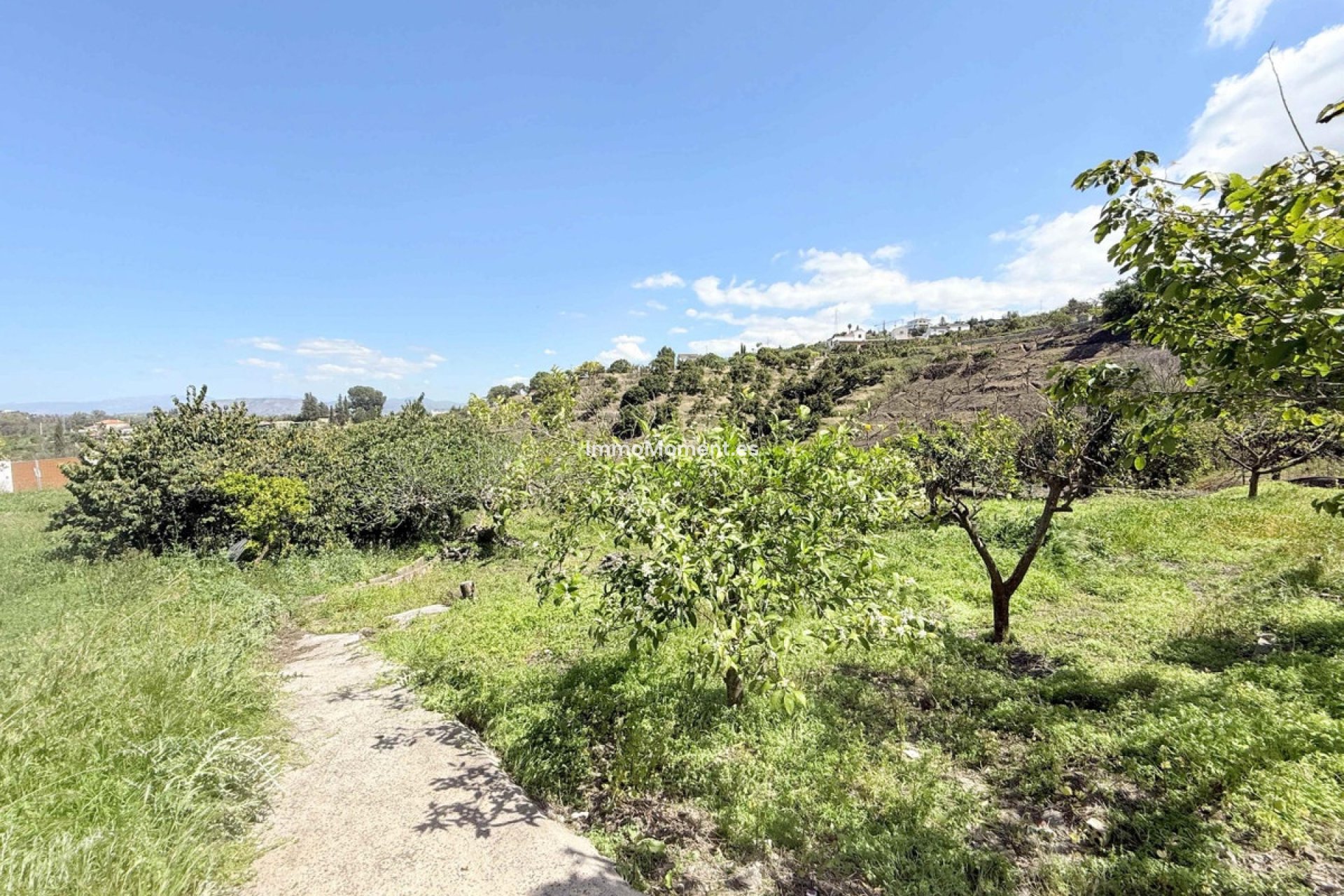 Resale - Country house - Inland  - Coín