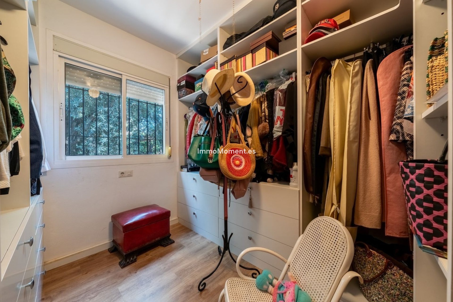 Resale - Country house - Inland  - Coín