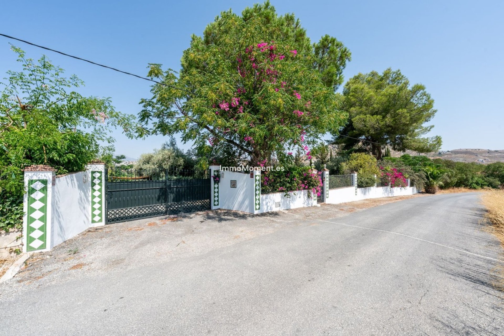 Resale - Country house - Inland  - Coín