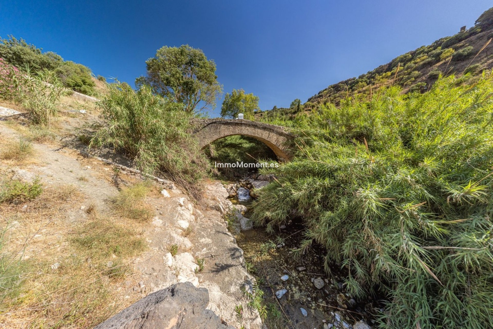 Resale - Country house - Inland  - Coín