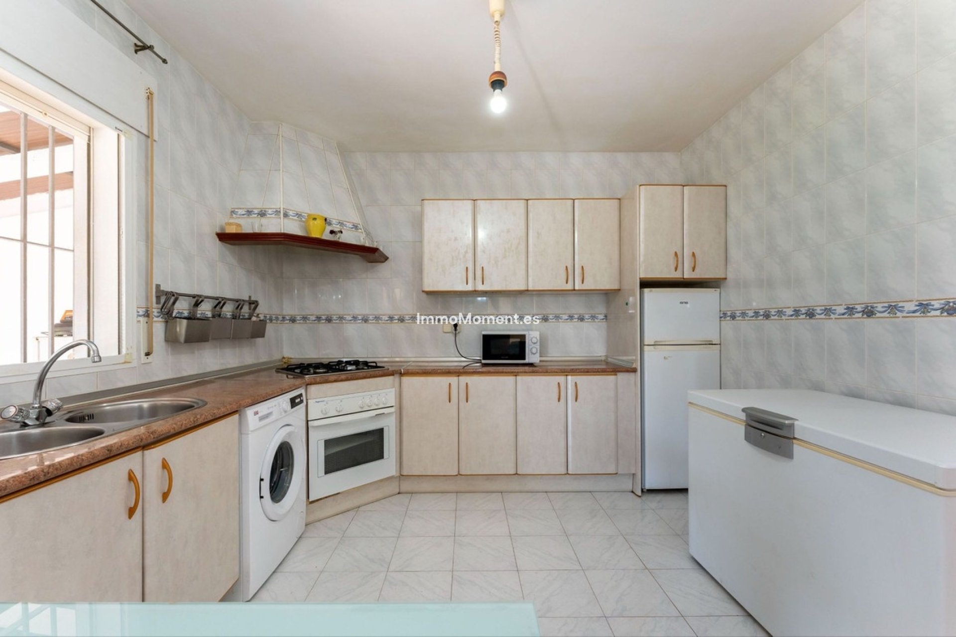 Resale - Country house - Inland  - Coín