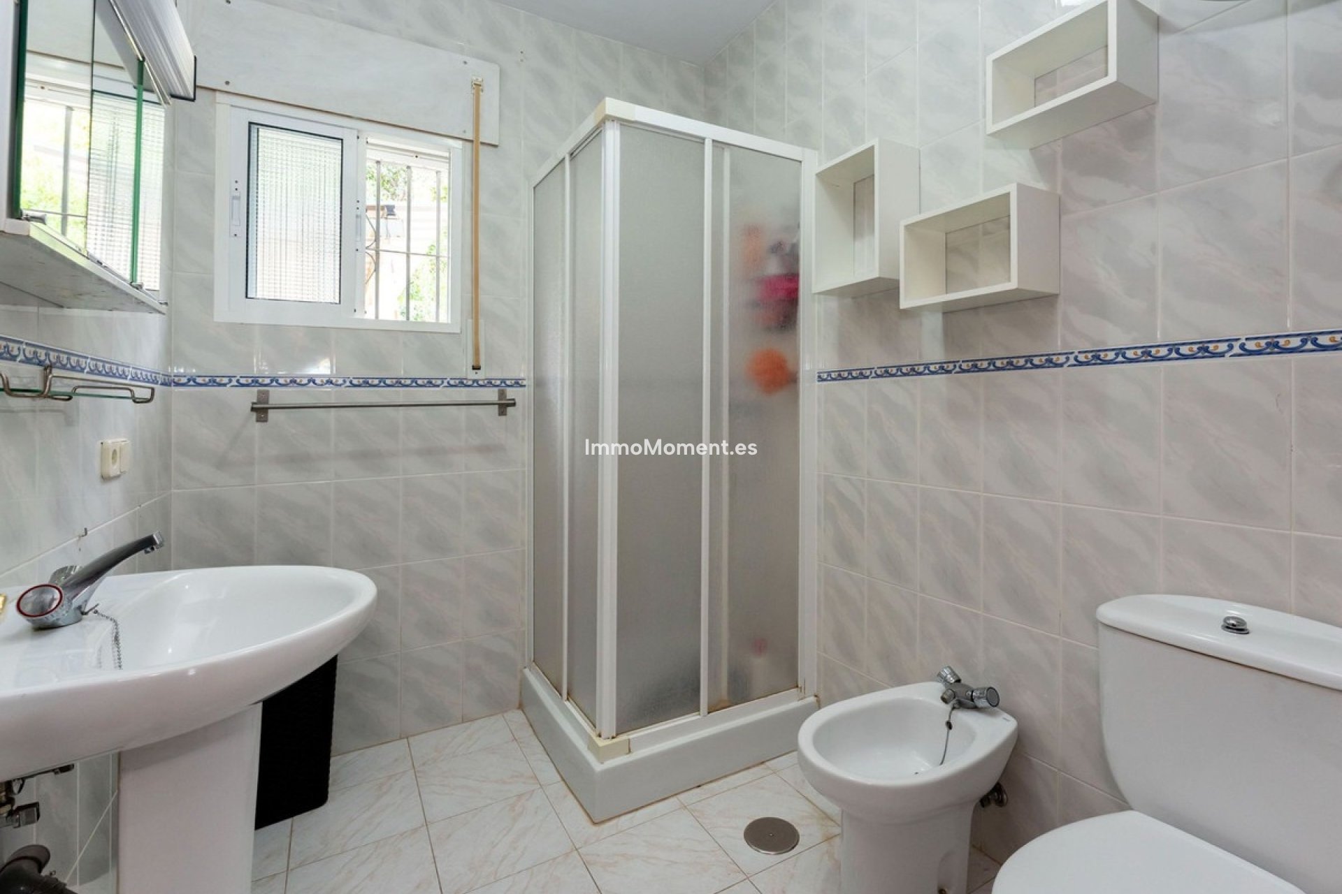 Resale - Country house - Inland  - Coín