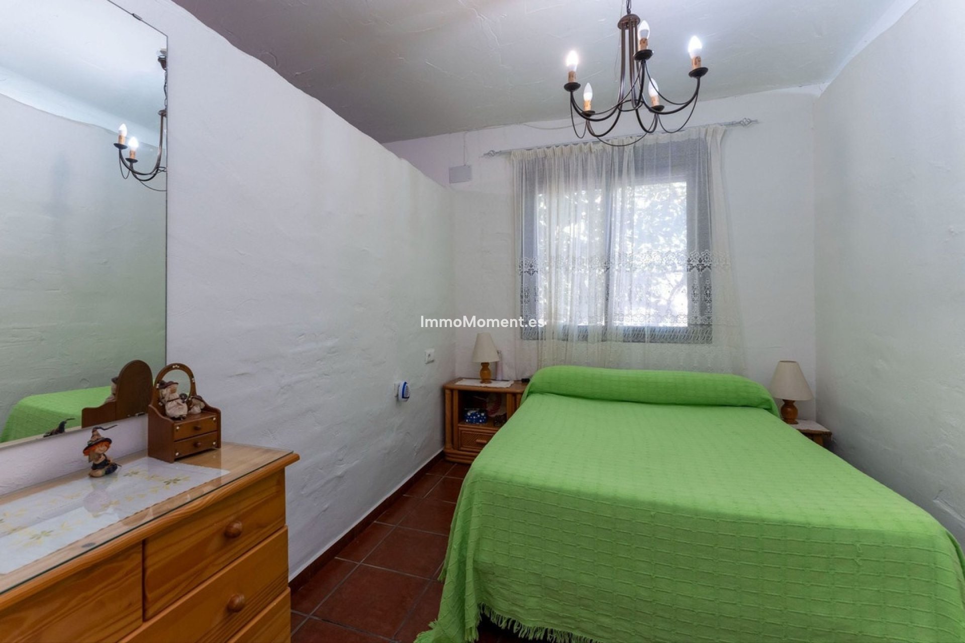 Resale - Country house - Inland  - Coín
