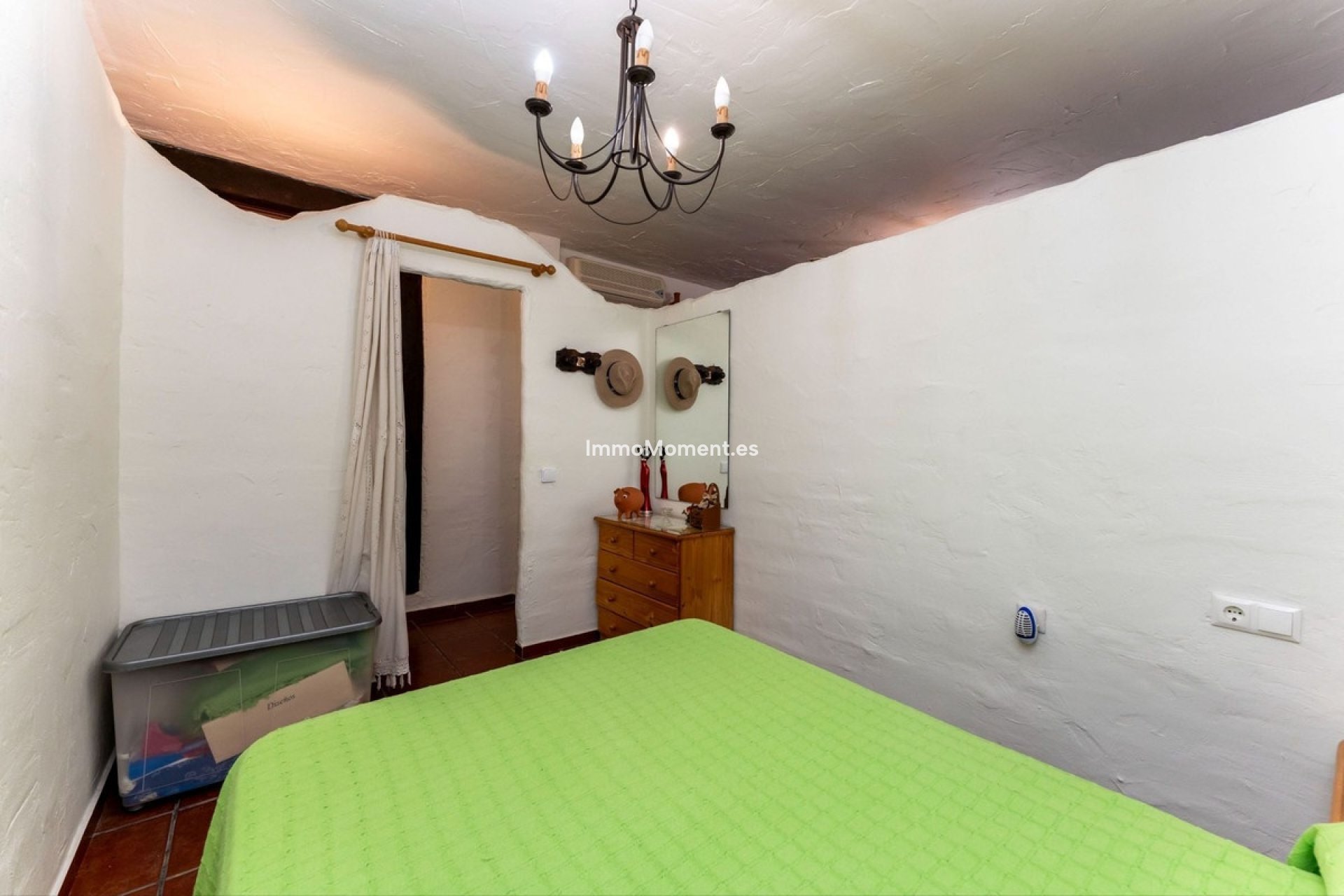 Resale - Country house - Inland  - Coín