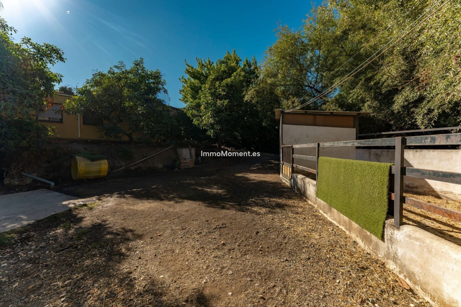 Resale - Country house - Inland  - Coín