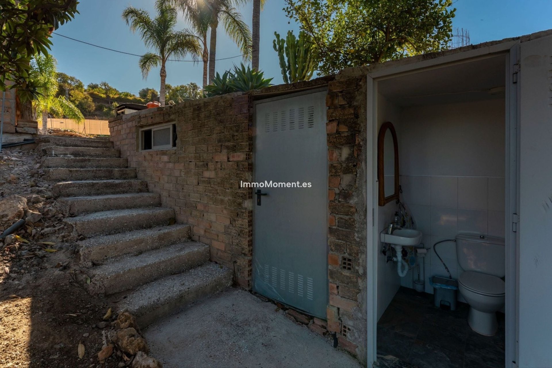 Resale - Country house - Inland  - Coín