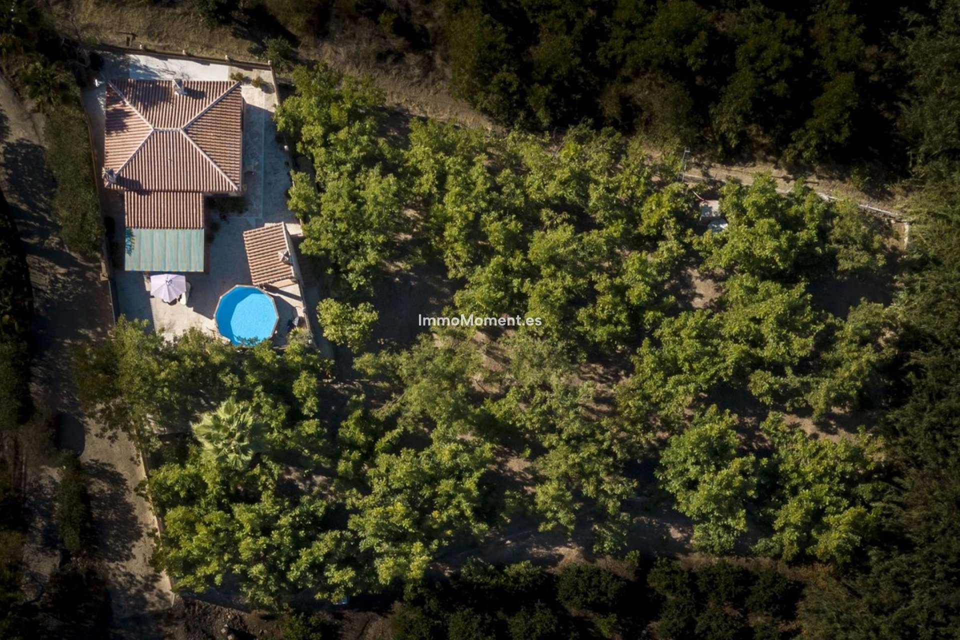 Resale - Country house - Inland  - Coín