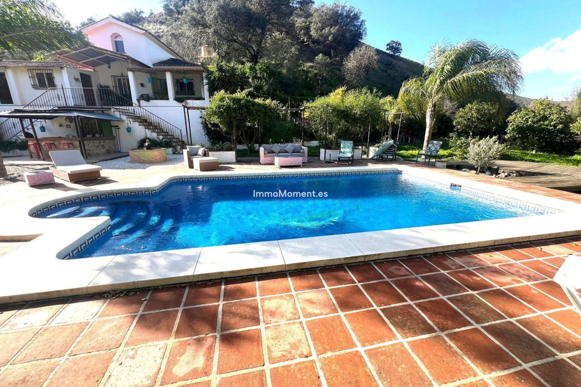 Resale - Country house - Inland  - Coín