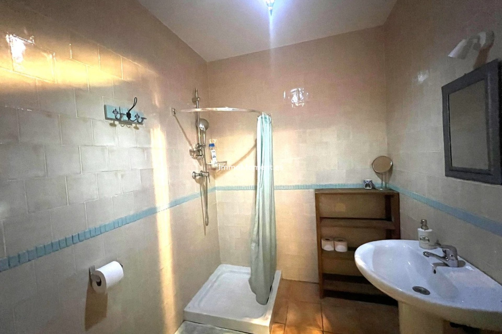 Resale - Country house - Inland  - Coín