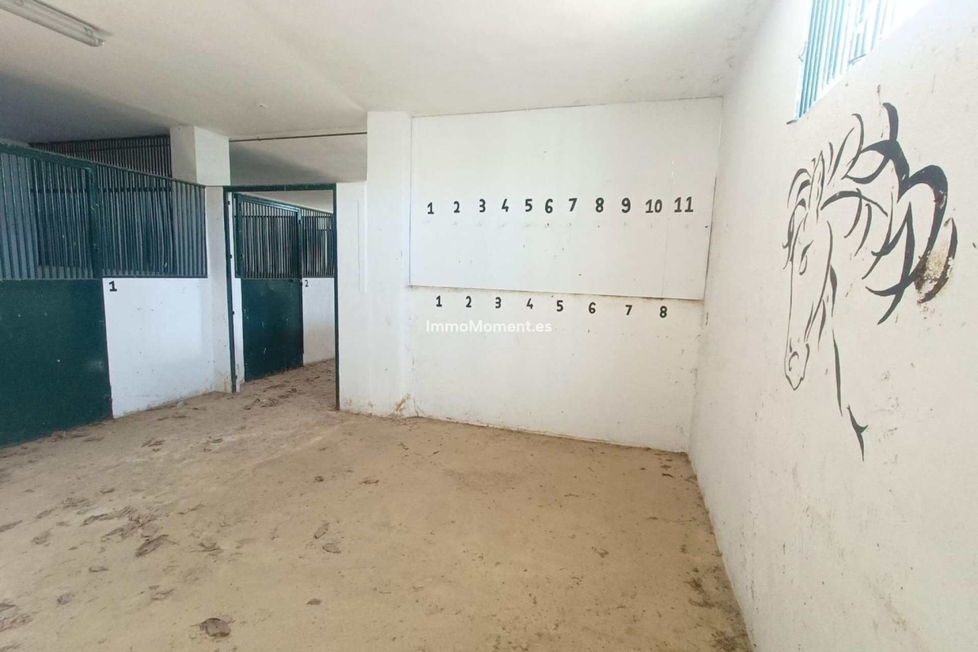 Resale - Country house - Inland  - Coín