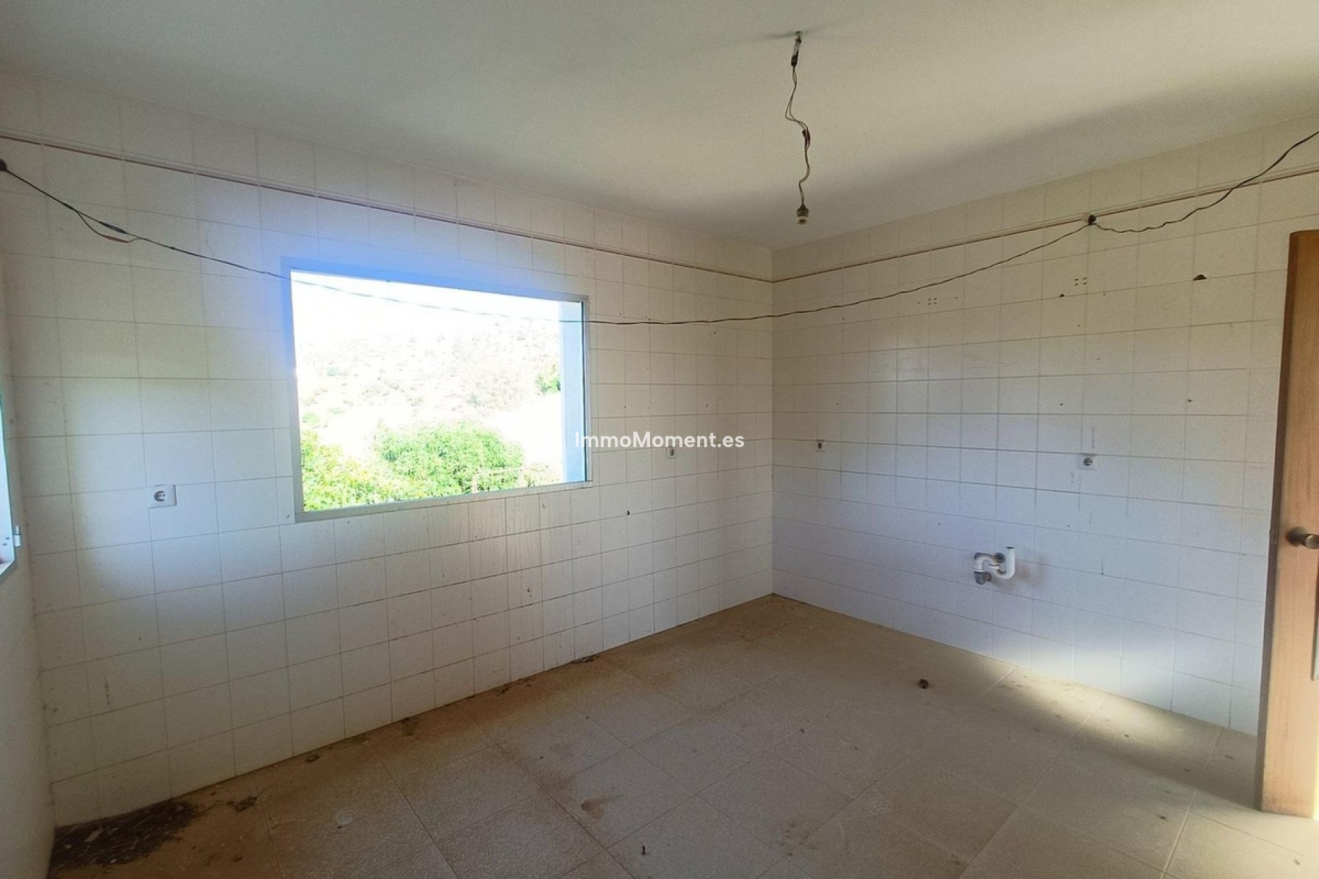 Resale - Country house - Inland  - Coín