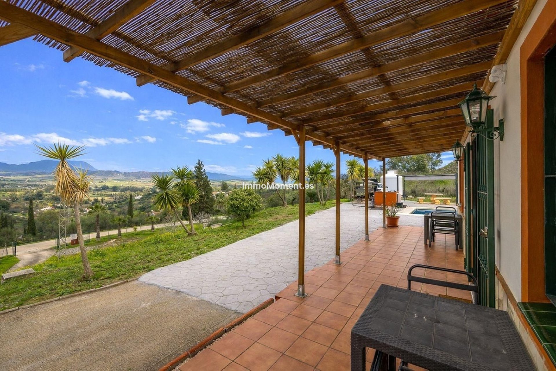 Resale - Country house - Inland  - Coín