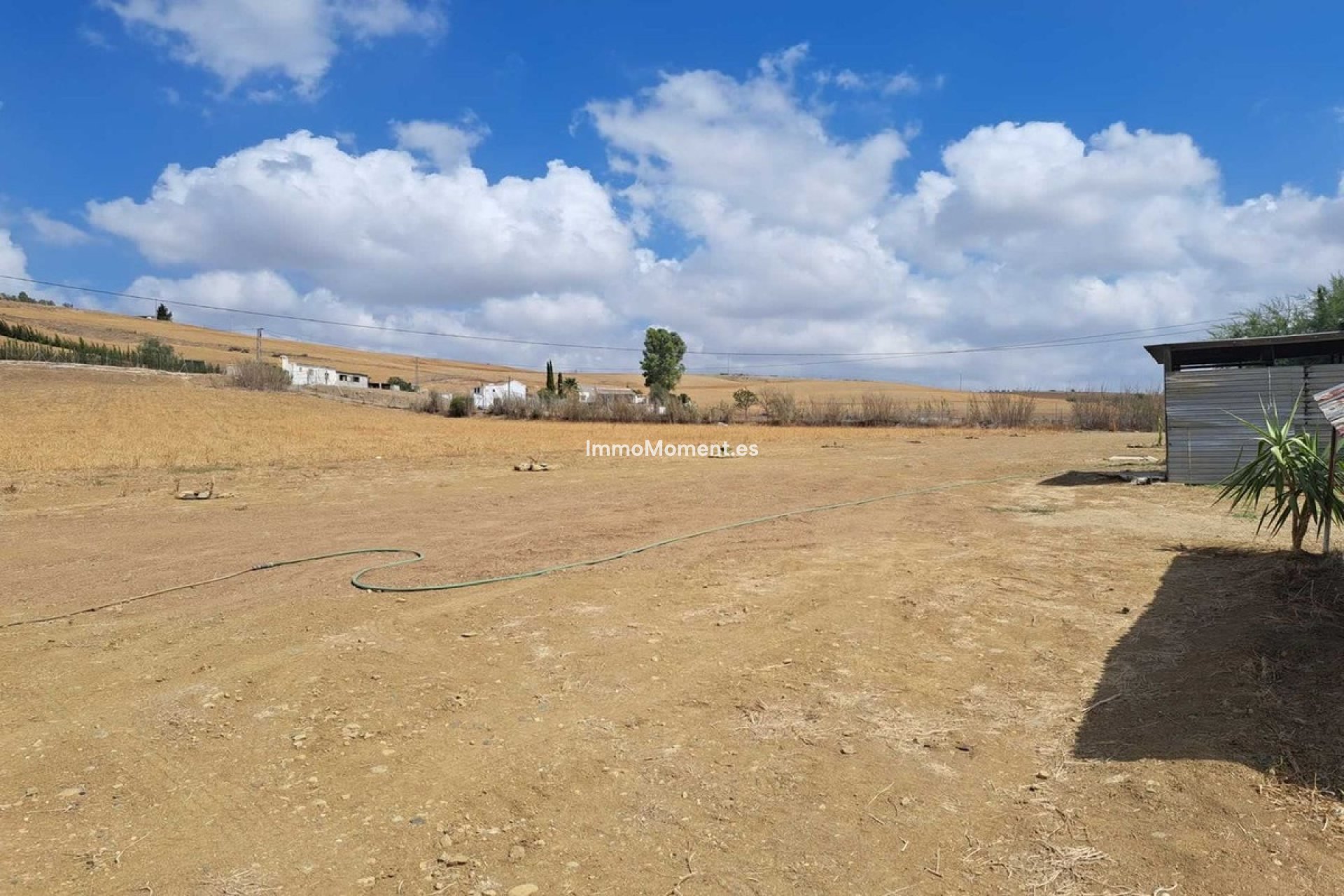 Resale - Country house - Inland  - Coín