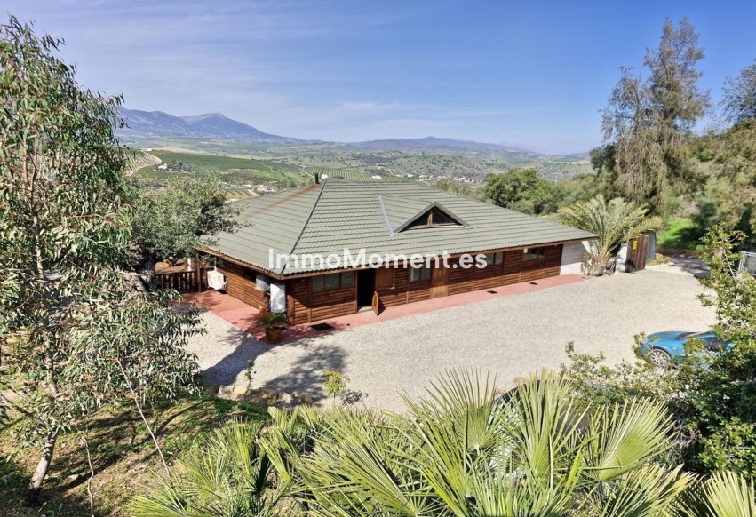 Resale - Country house - Inland  - Coín