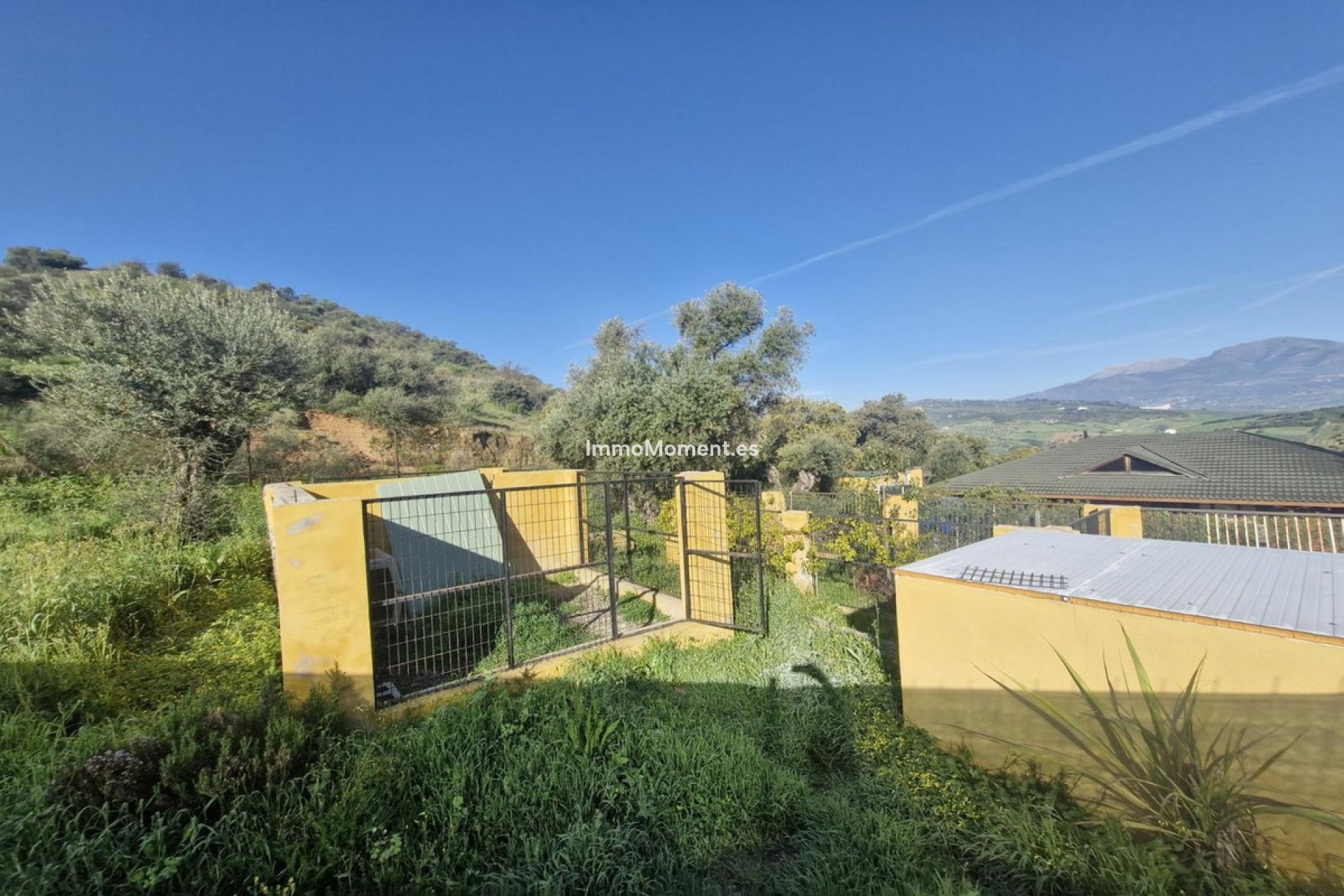 Resale - Country house - Inland  - Coín