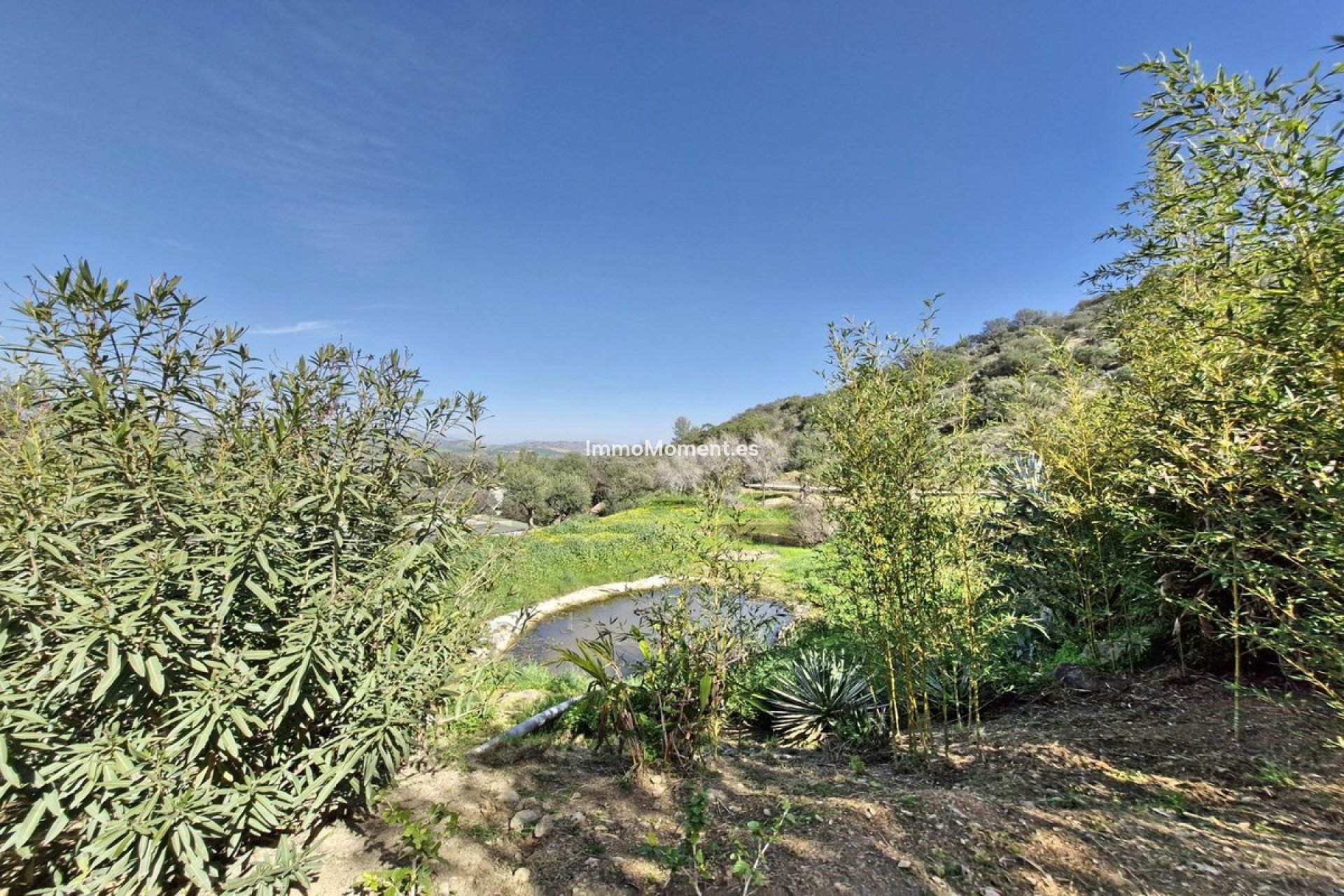 Resale - Country house - Inland  - Coín