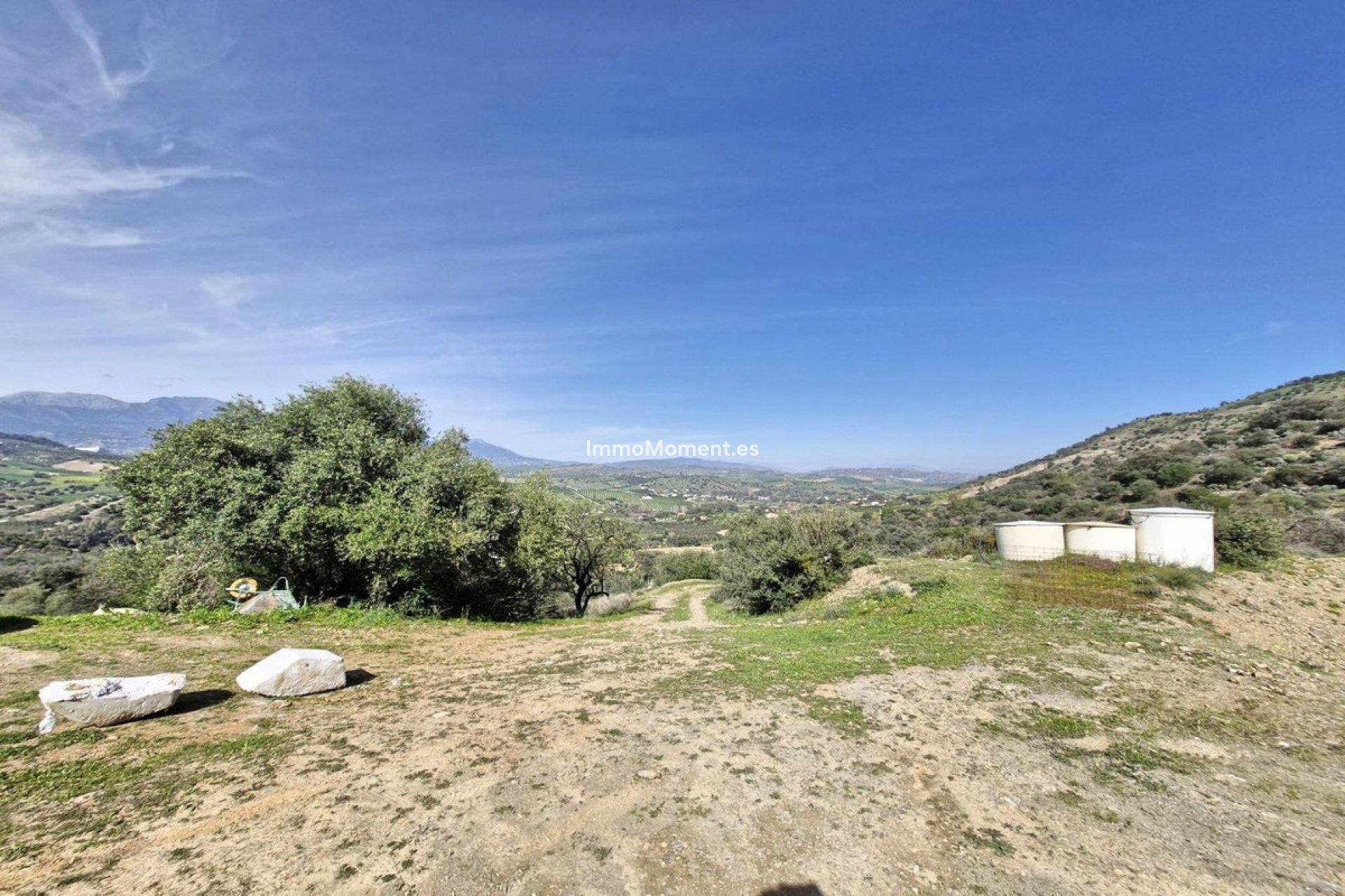 Resale - Country house - Inland  - Coín