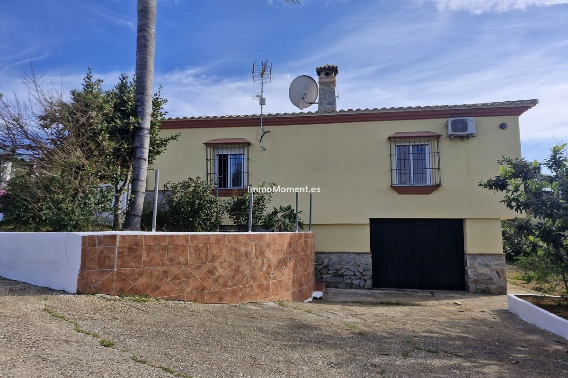 Resale - Country house - Inland  - Coín