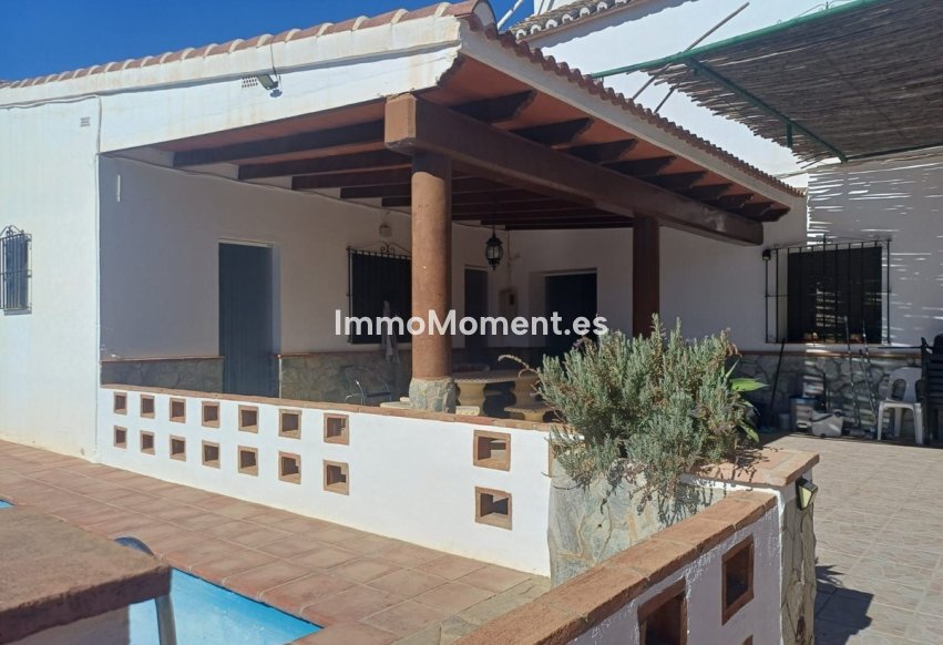 Resale - Country house - Inland  - Coín