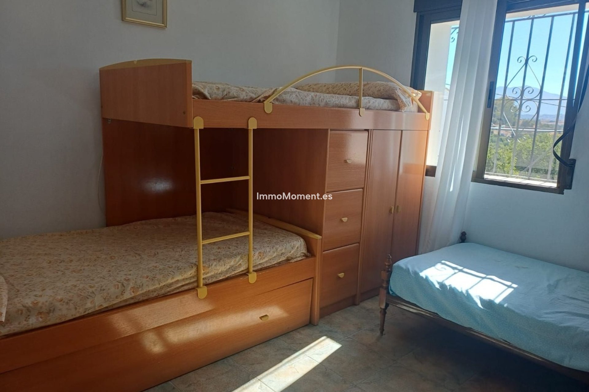 Resale - Country house - Inland  - Coín