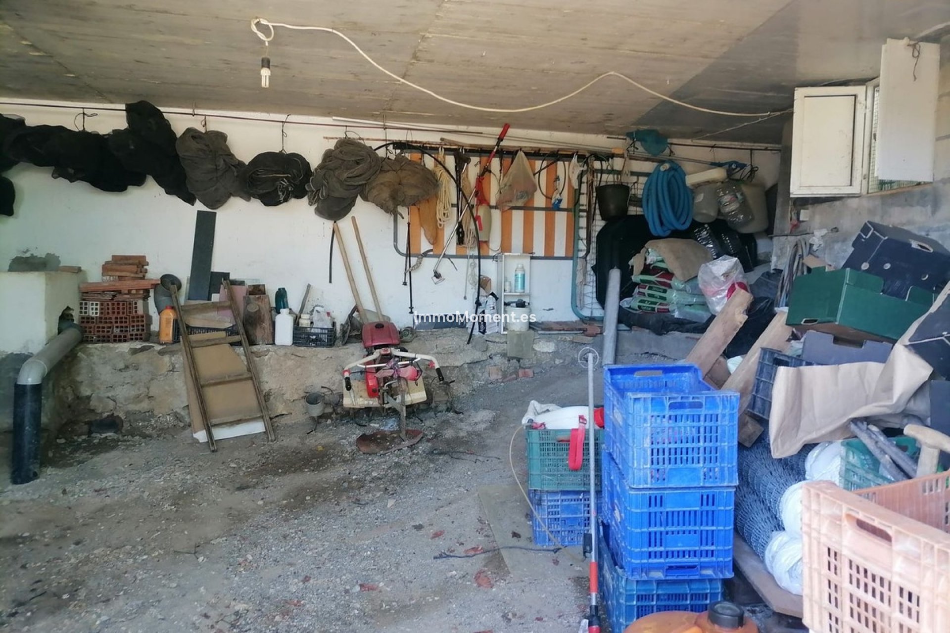 Resale - Country house - Inland  - Coín