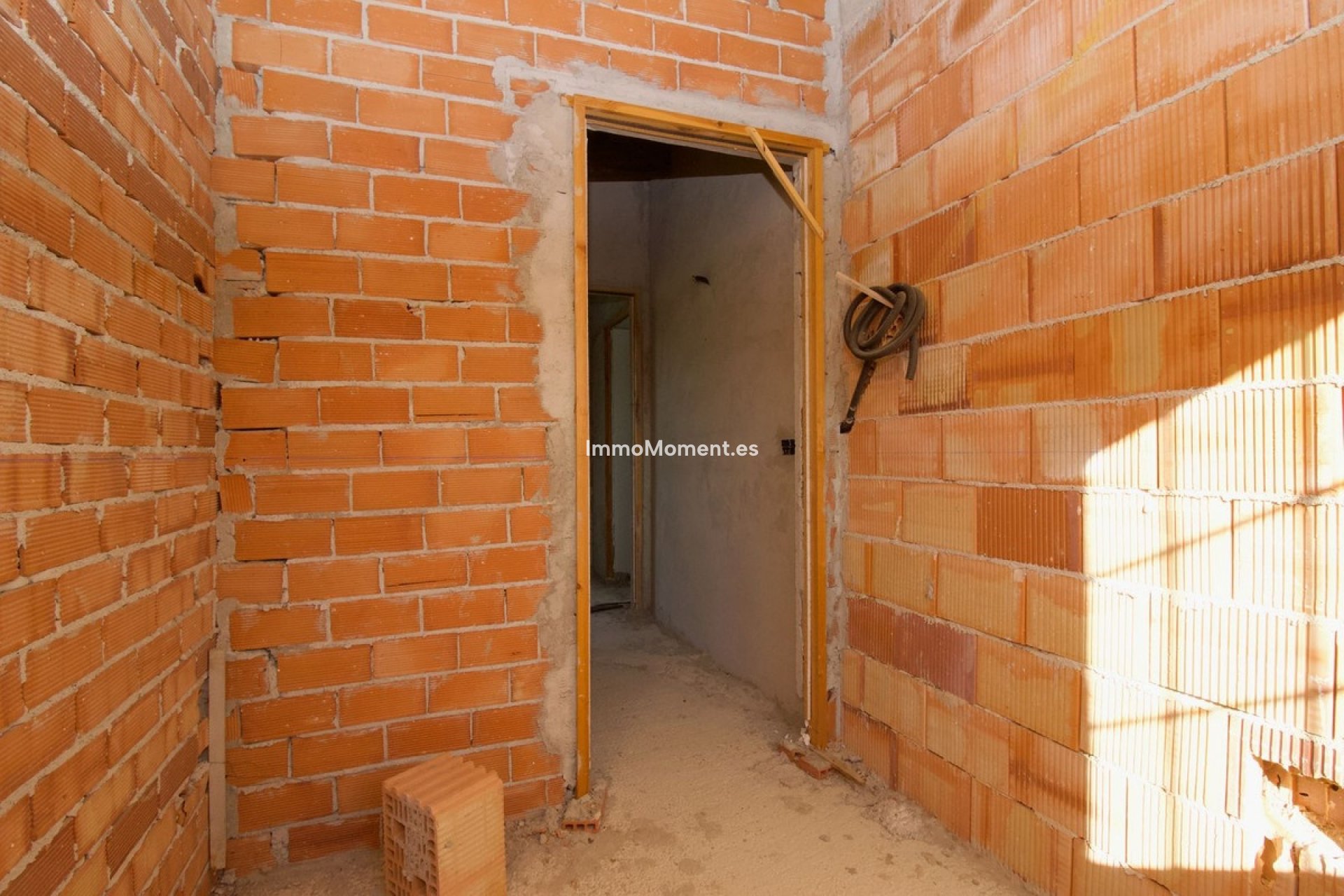 Resale - Country house - Inland  - Coín