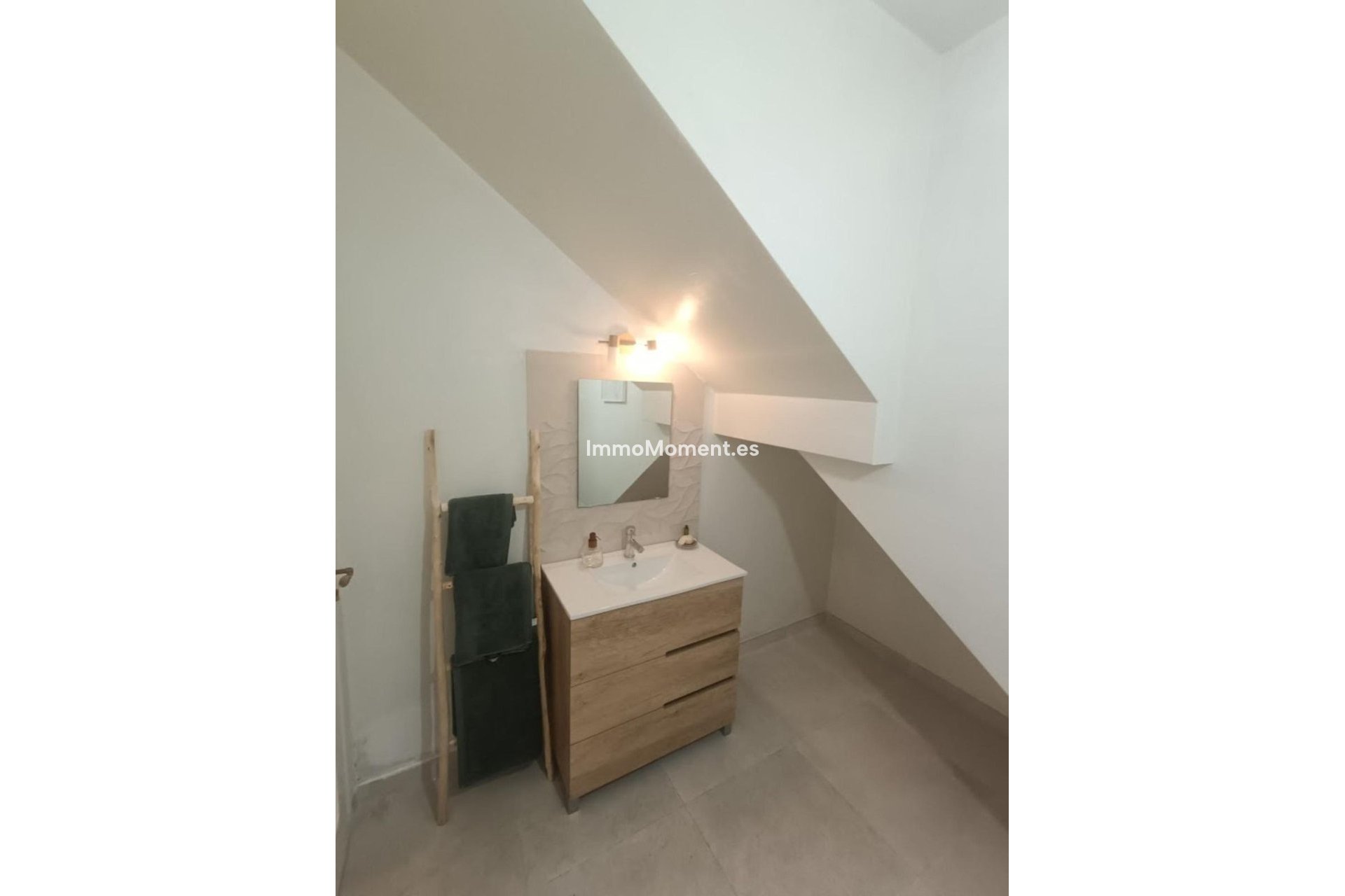 Resale - Country house - Inland  - Coín